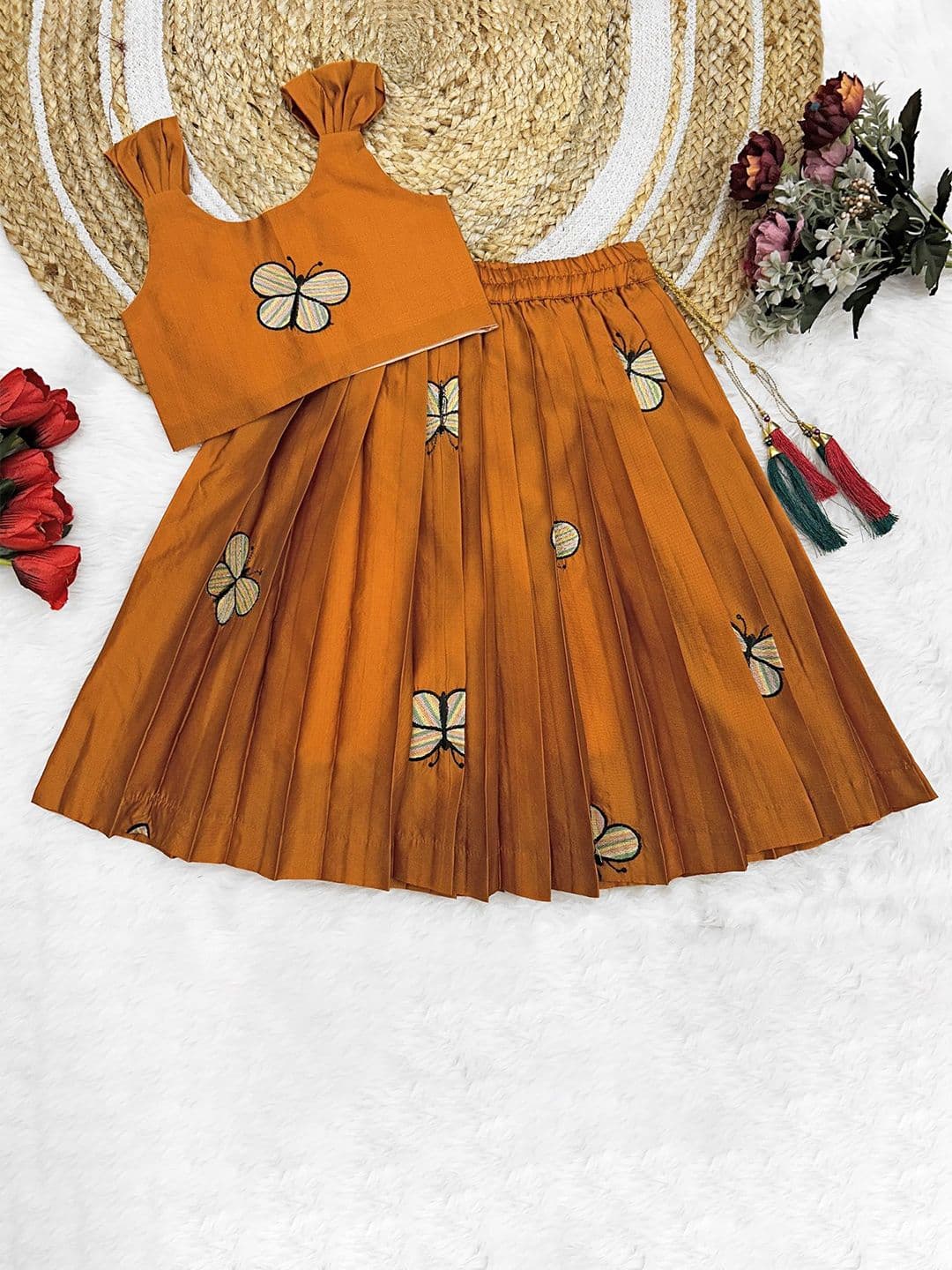 FELIZ THE DESIGNER STUDIO Girls Embroidered Thread Work Lehenga & Blouse - view 1