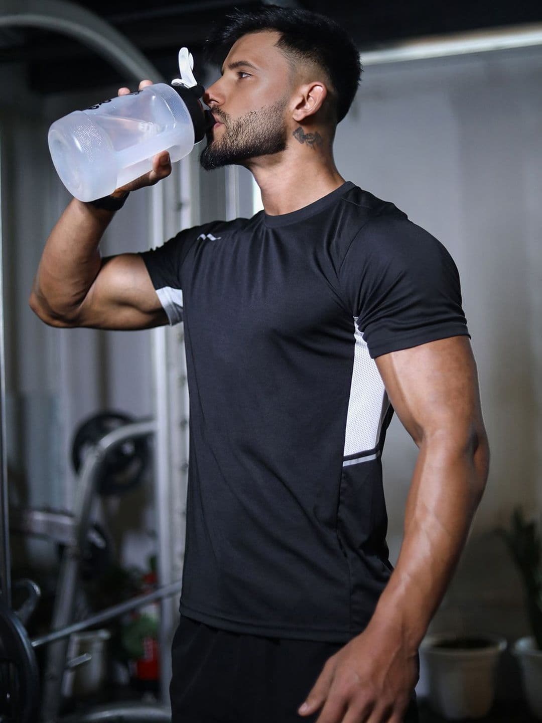 CHKOKKO Men Round Neck Regular Dry Fit Gym Sports Tshirt - view 1