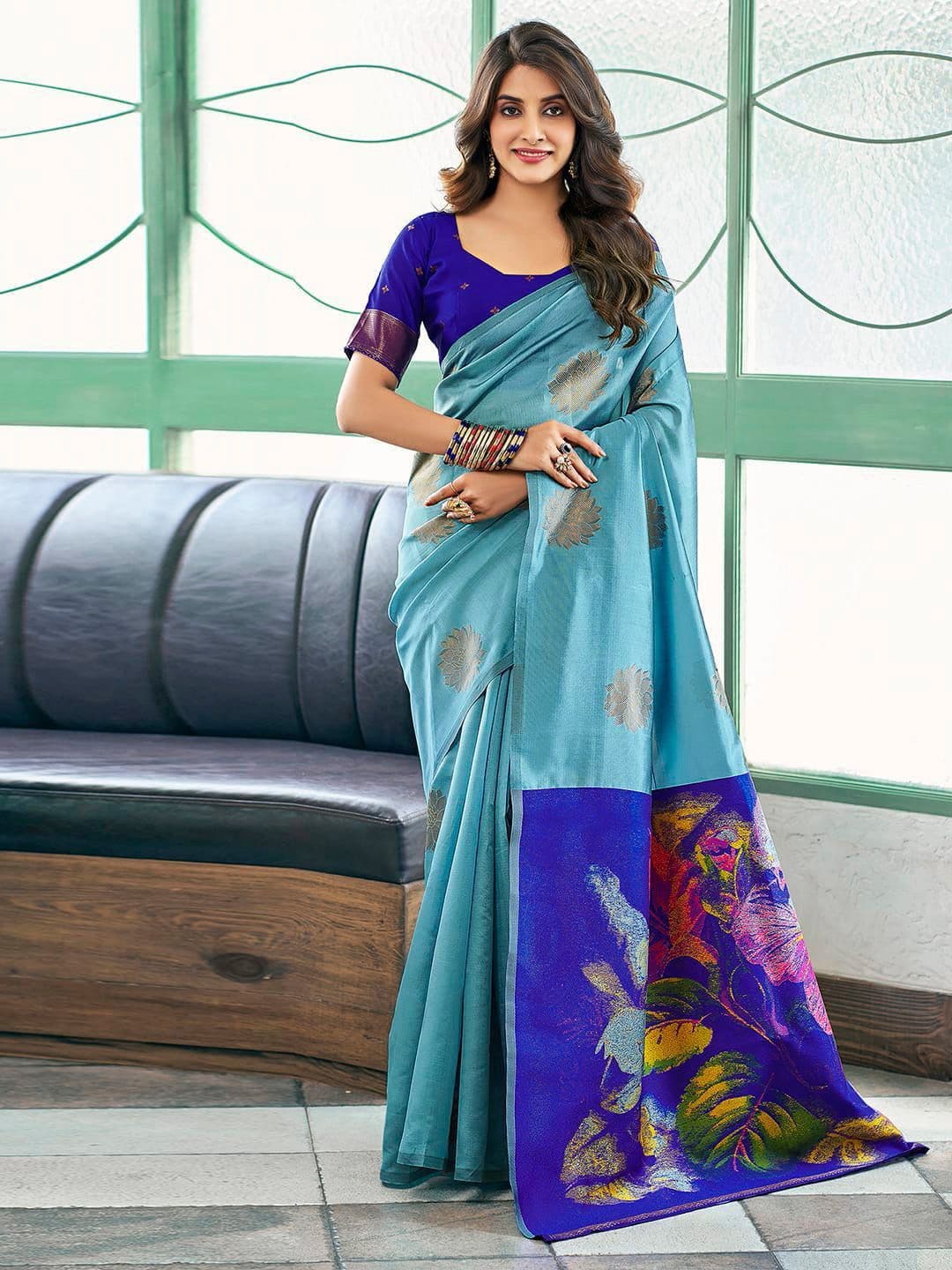 DIVASTRI Ethnic Motifs Zari Silk Blend Saree - view 1