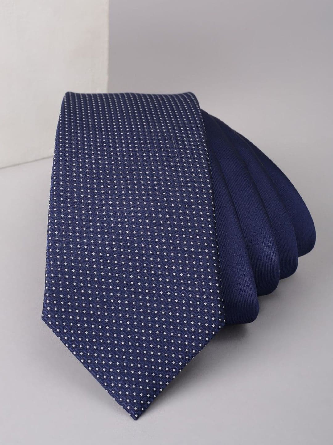 Van Heusen Men Printed Broad Tie - view 1