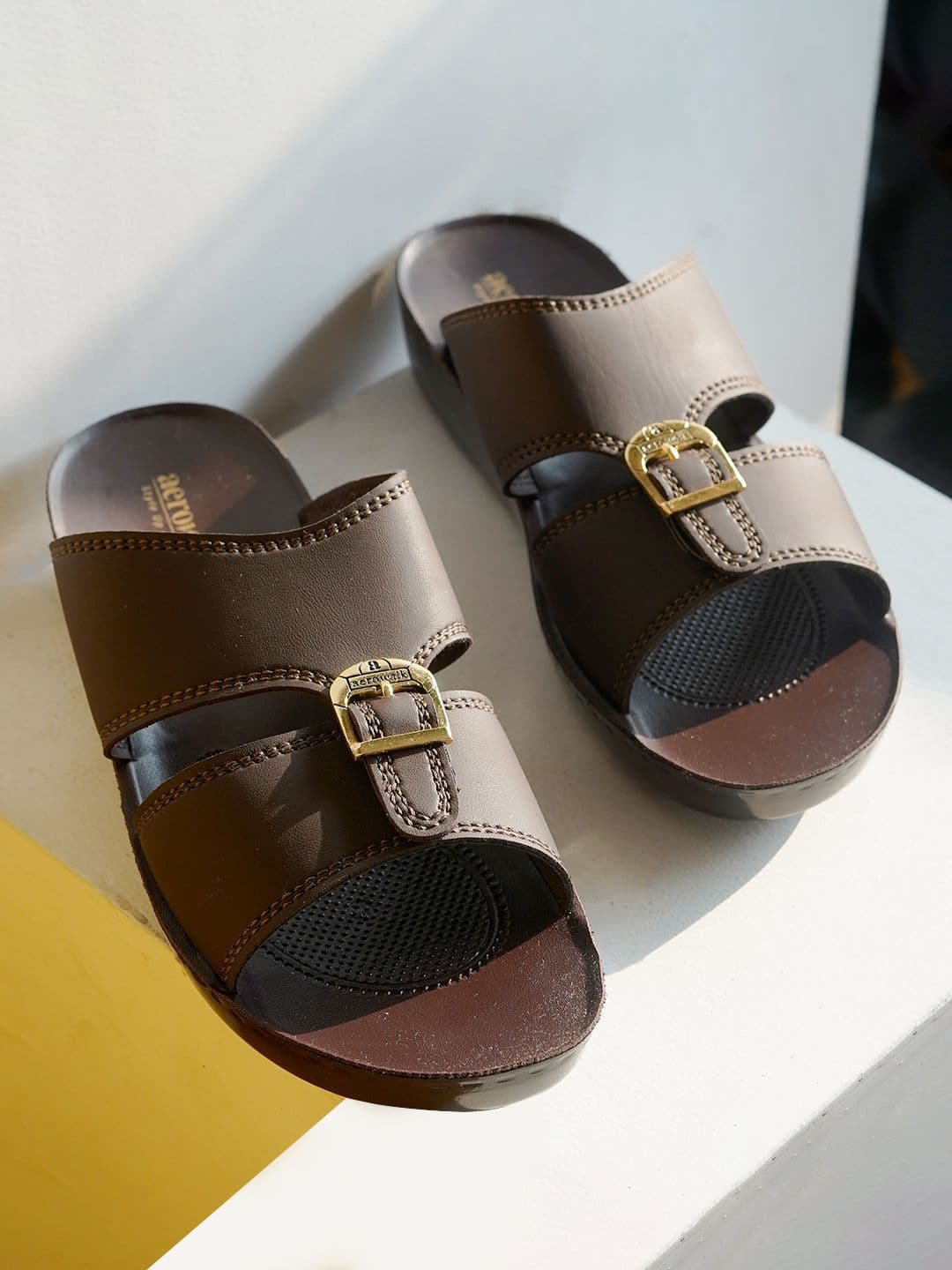 Aerowalk Men Comfort Sandals - view 1