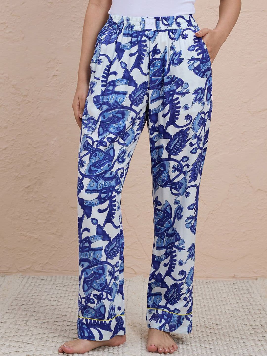 Nykd Printed Breezy Straight Lounge Pants With Elasticated Waist & Pockets - view 1