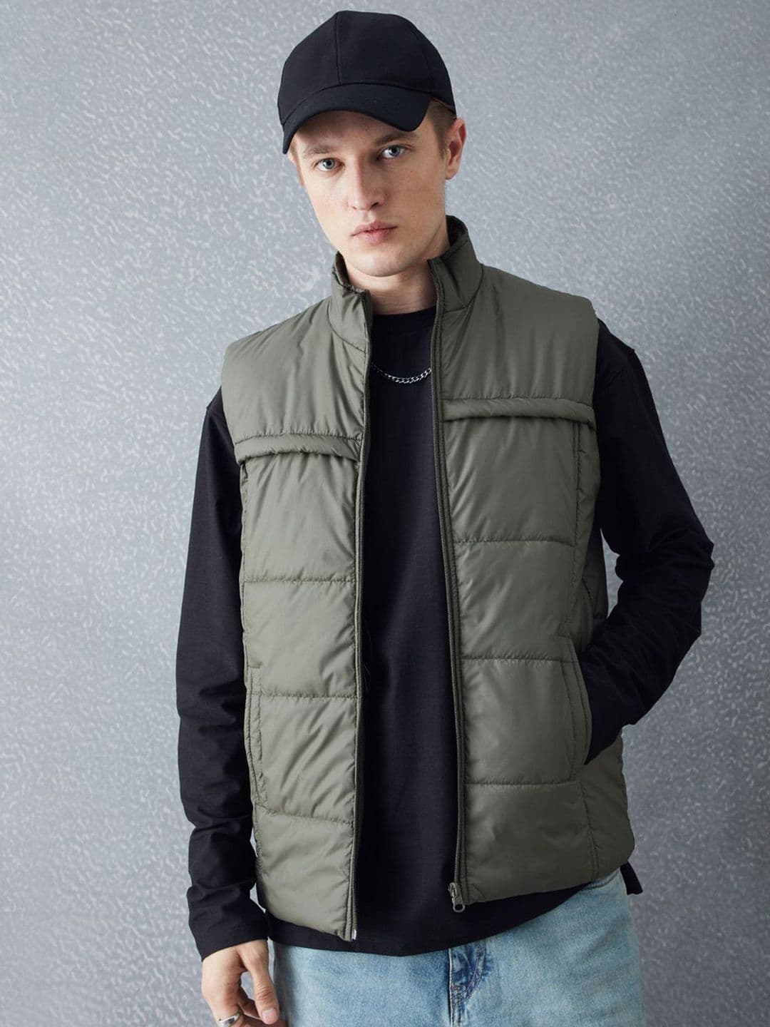 VOLTEDGE Men Mock Collar Solid Cotton Casual Puffer Jacket - view 1