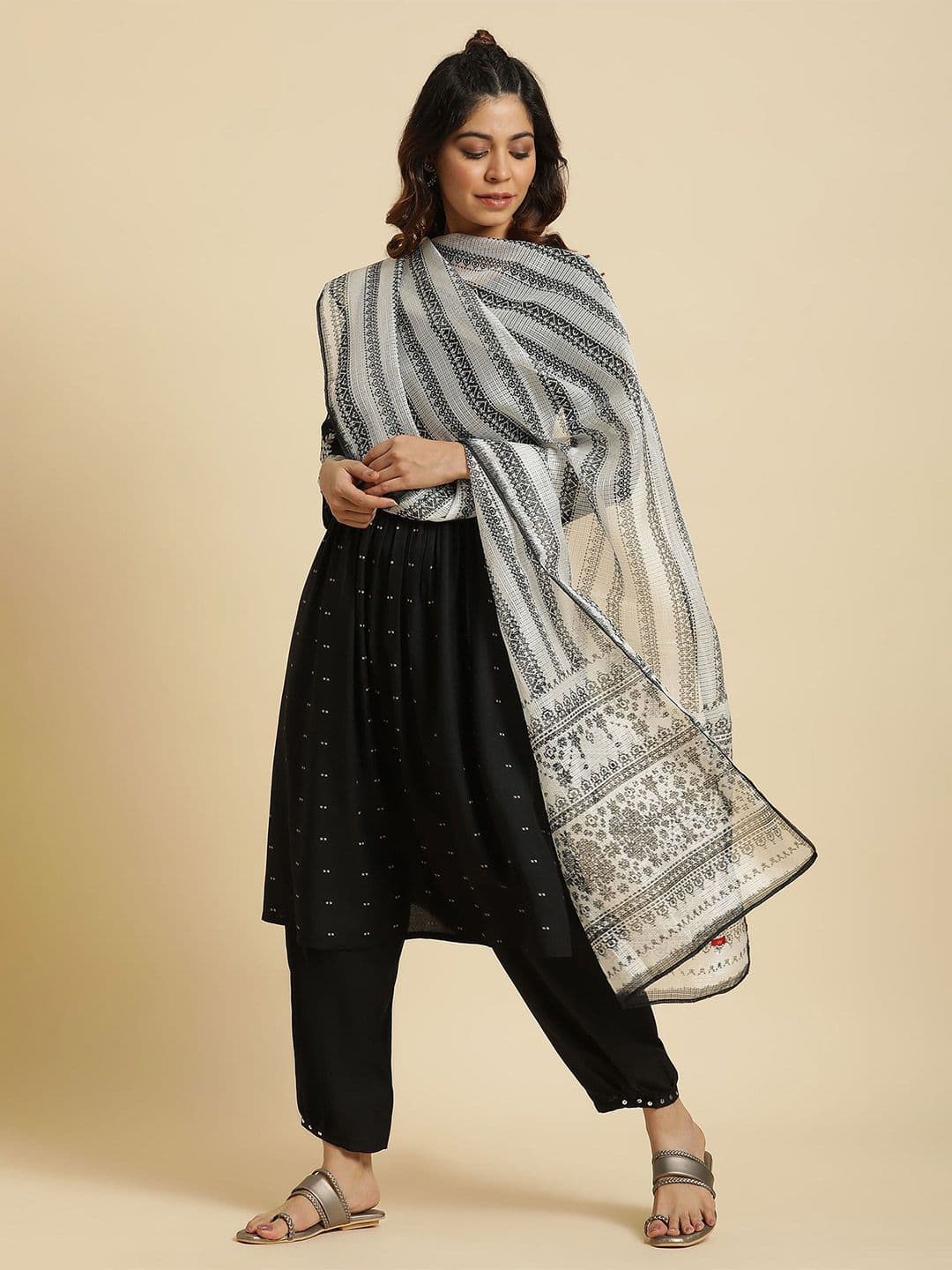 W Floral Printed Dupatta - view 1