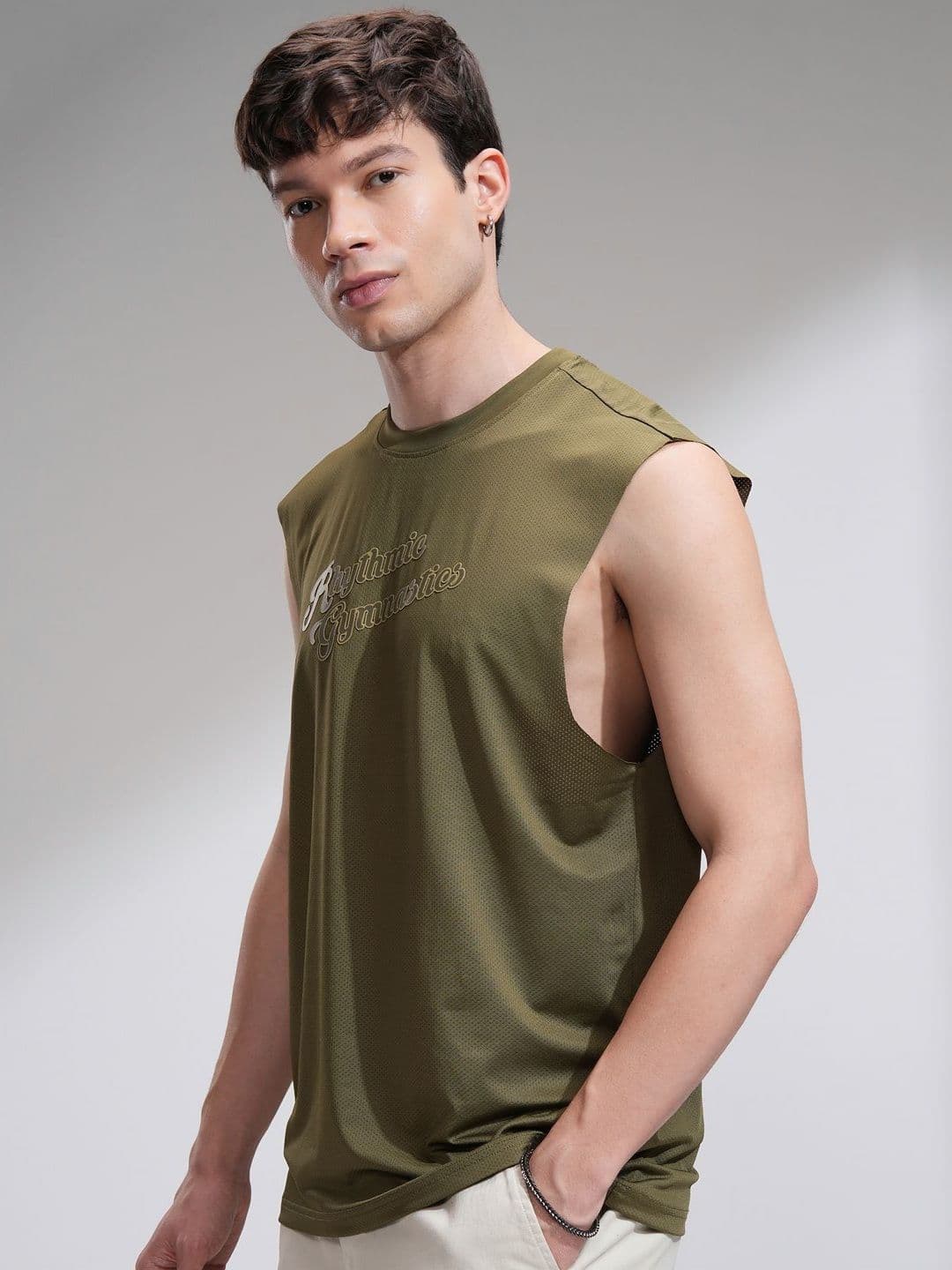 HIGHLANDER Men Relaxed Fit Round Neck Sleeveless Knitted Top - view 1