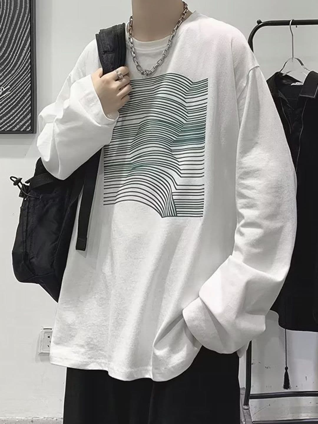 HERE&NOW Men Graphic Printed Round Neck Oversized T-shirt - view 1