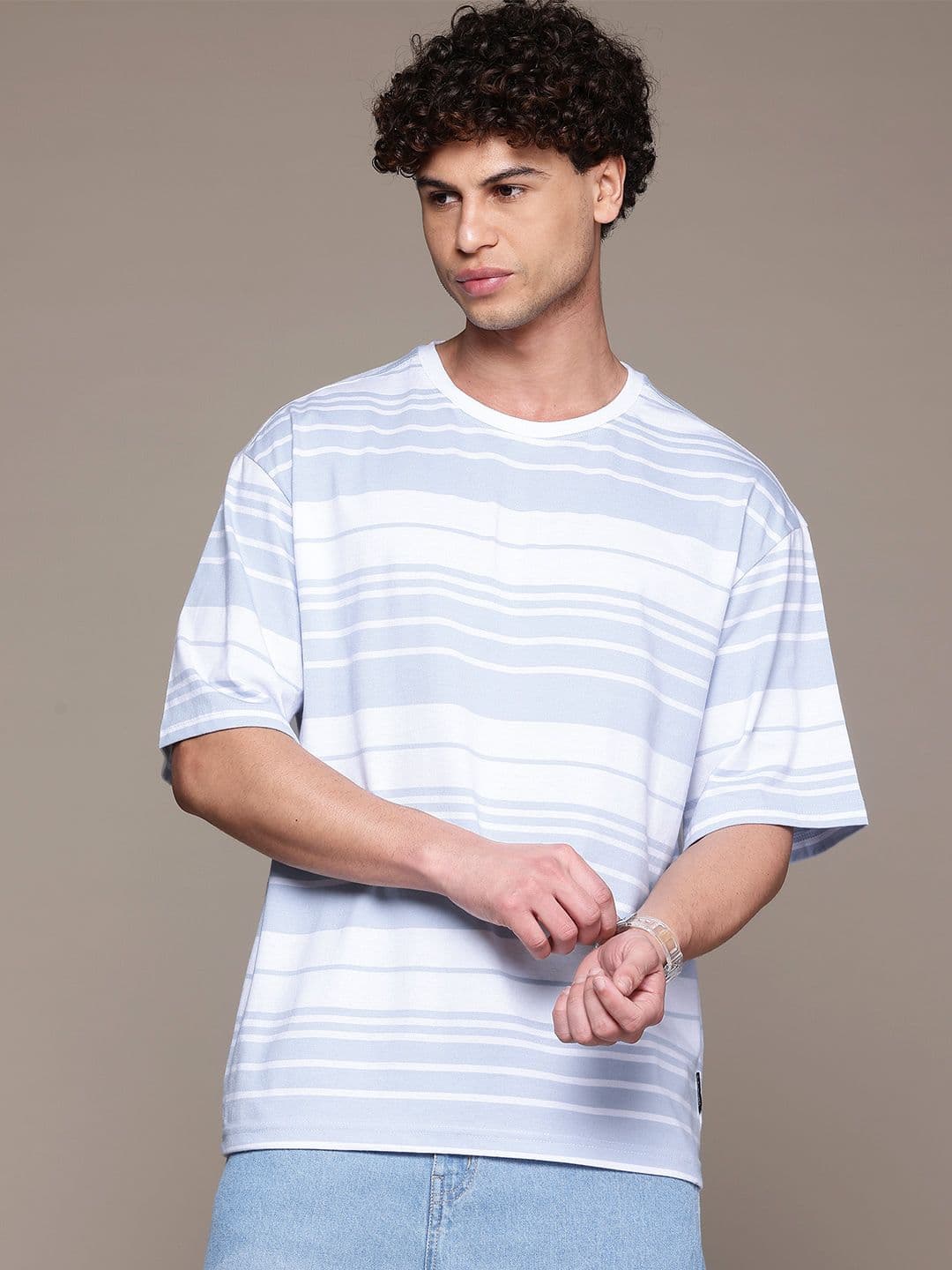 The Roadster Lifestyle Co. Men Striped Relaxed Fit T-shirt - view 1