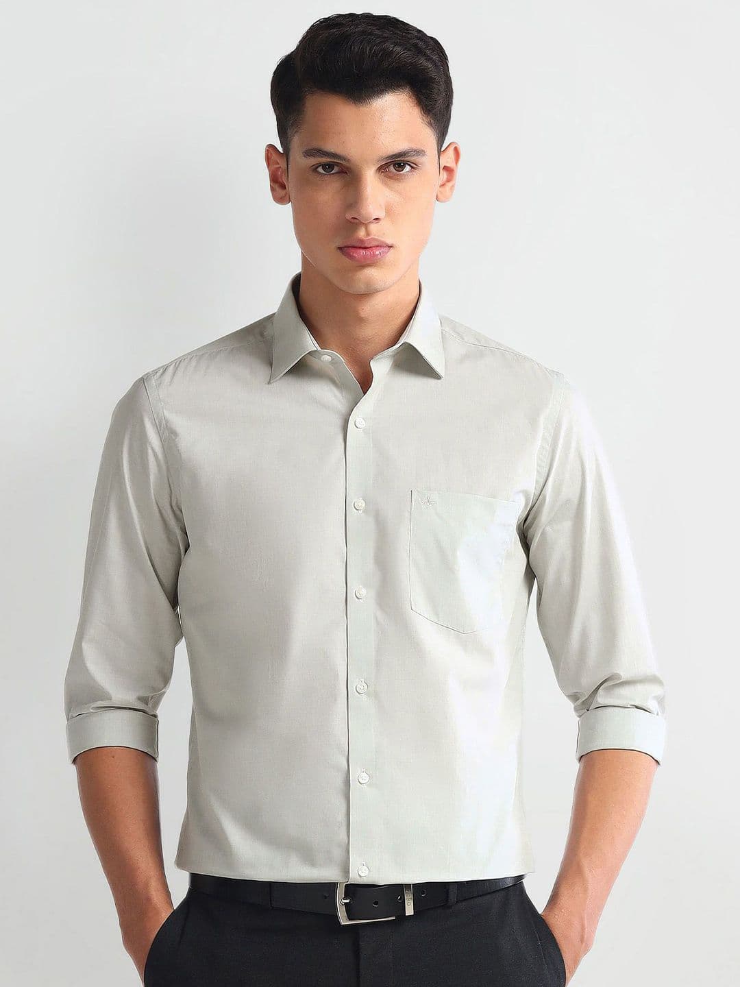 Arrow Men Classic Slim Fit Spread Collar Solid Cotton Formal Shirt - view 1