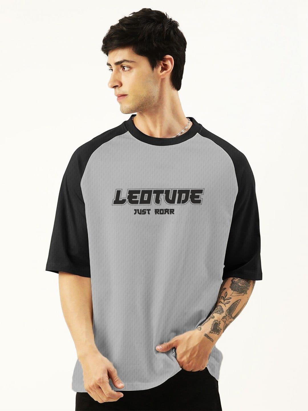 Leotude Typography Printed Raglan Sleeves Oversized T-shirt - view 1