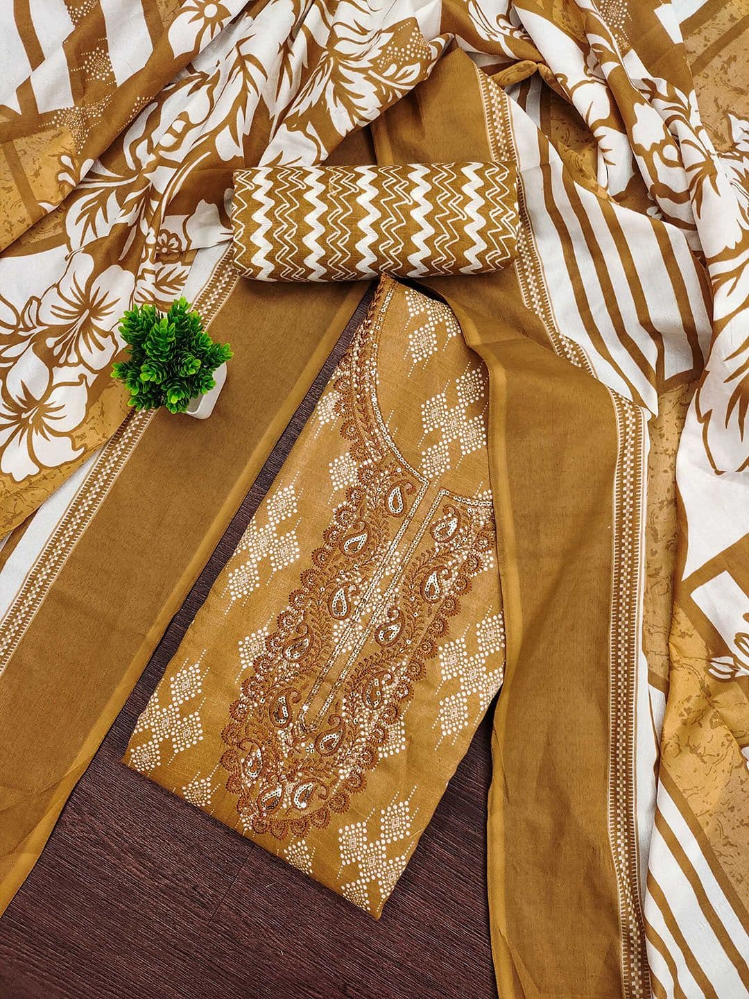 HERE&NOW Geometric Printed Thread Work Pure Cotton Unstitched Dress Material - view 1