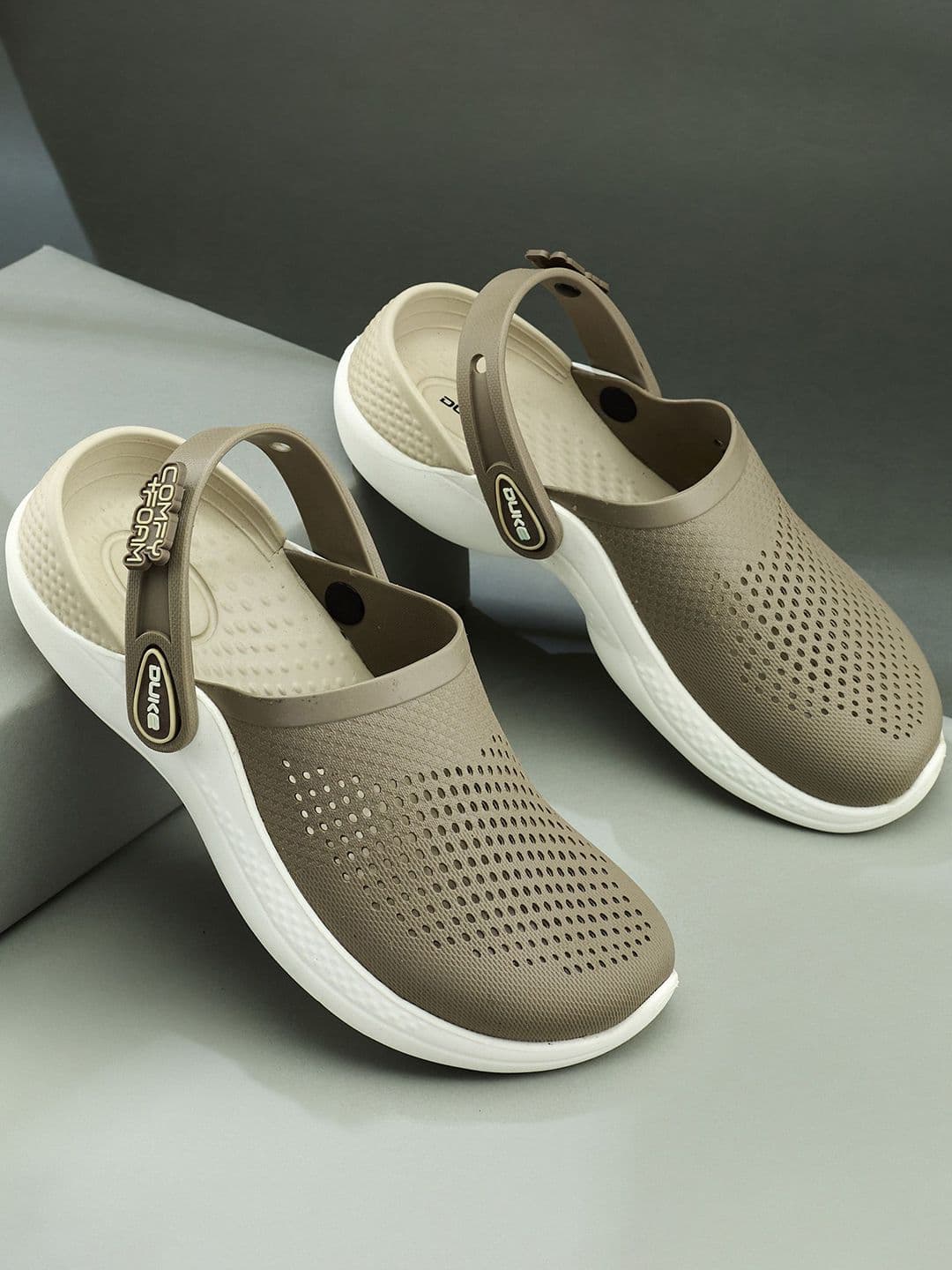 Duke Men Clogs Sandals - view 1