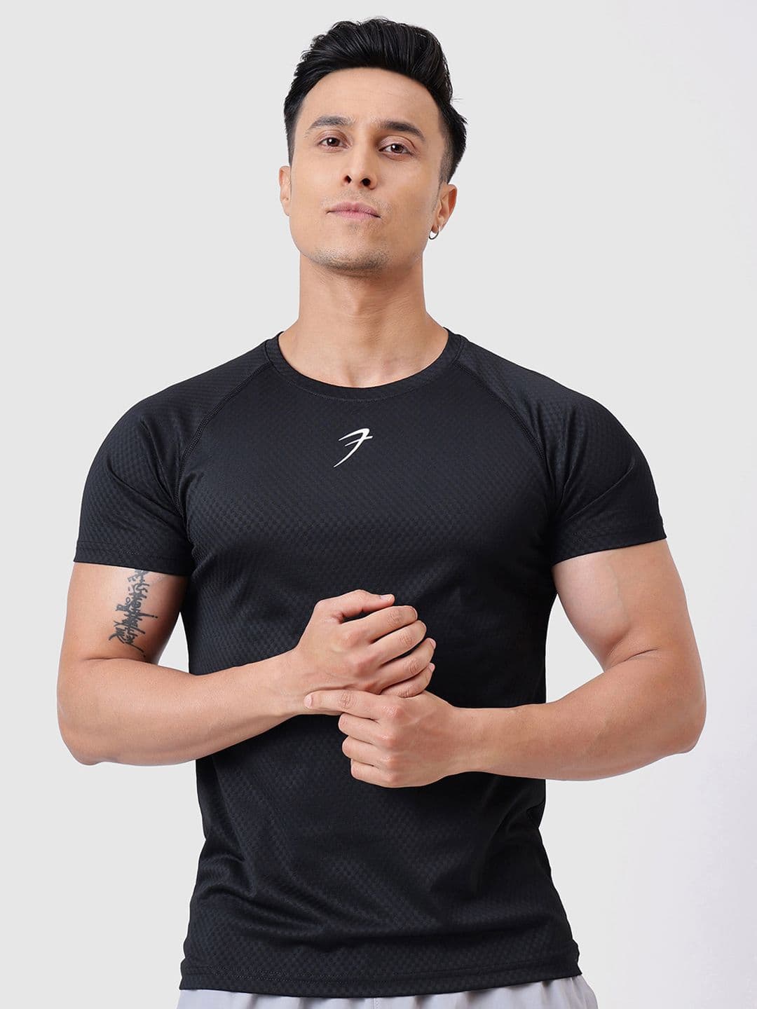FUAARK Men Abzorb Self Design Round Neck Slim Fit T-shirt - view 1
