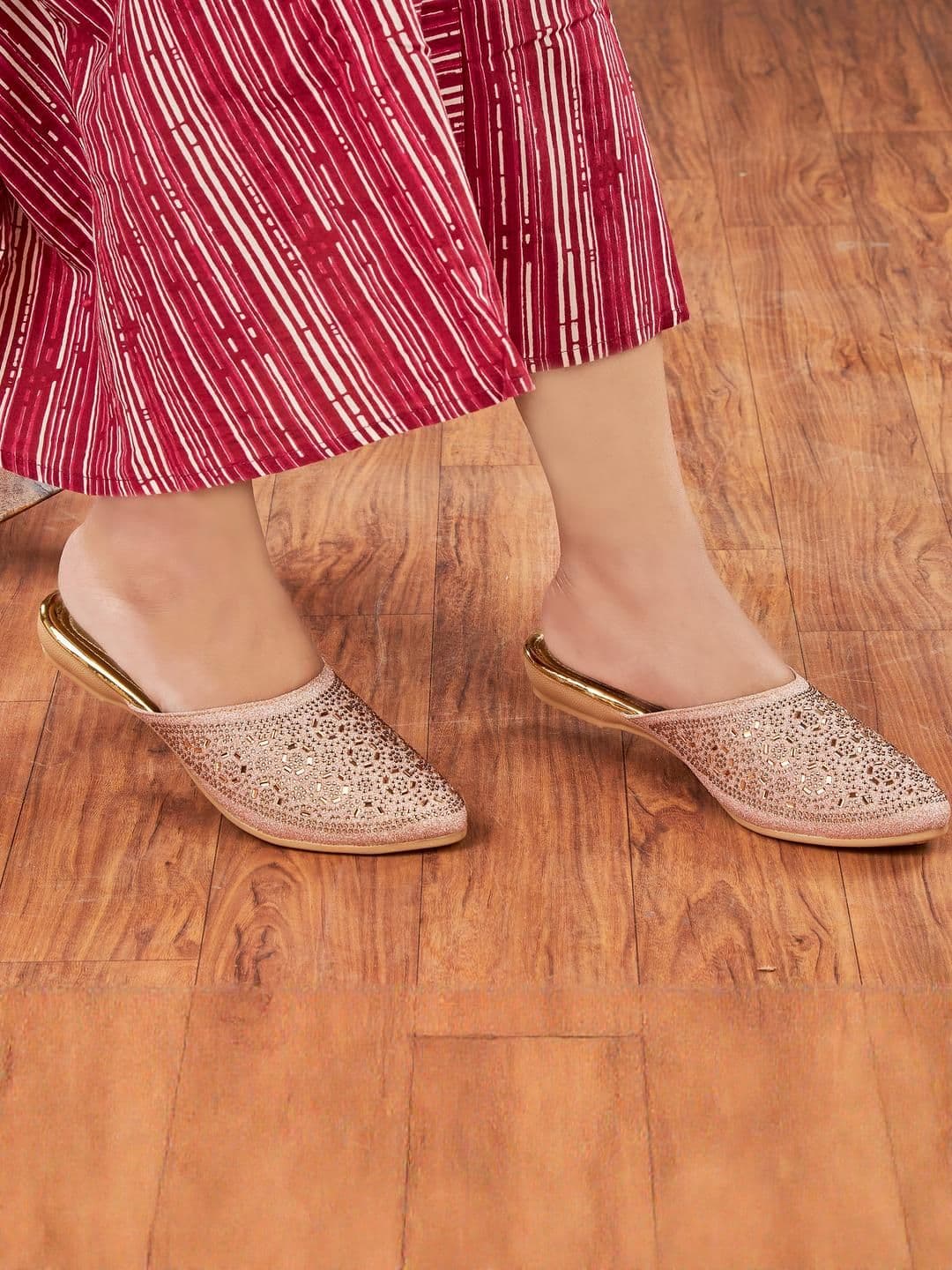 citaali Women Rose Gold Ethnic Shoe-Style Sandals - view 1