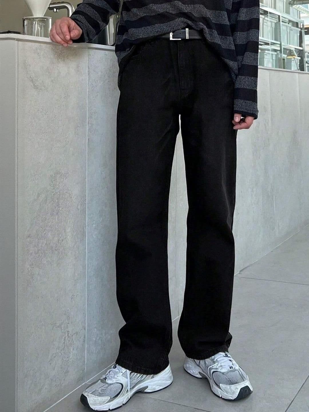 MASTERLY WEFT Men Straight Fit Mid-Rise Stretchable Jeans - view 1