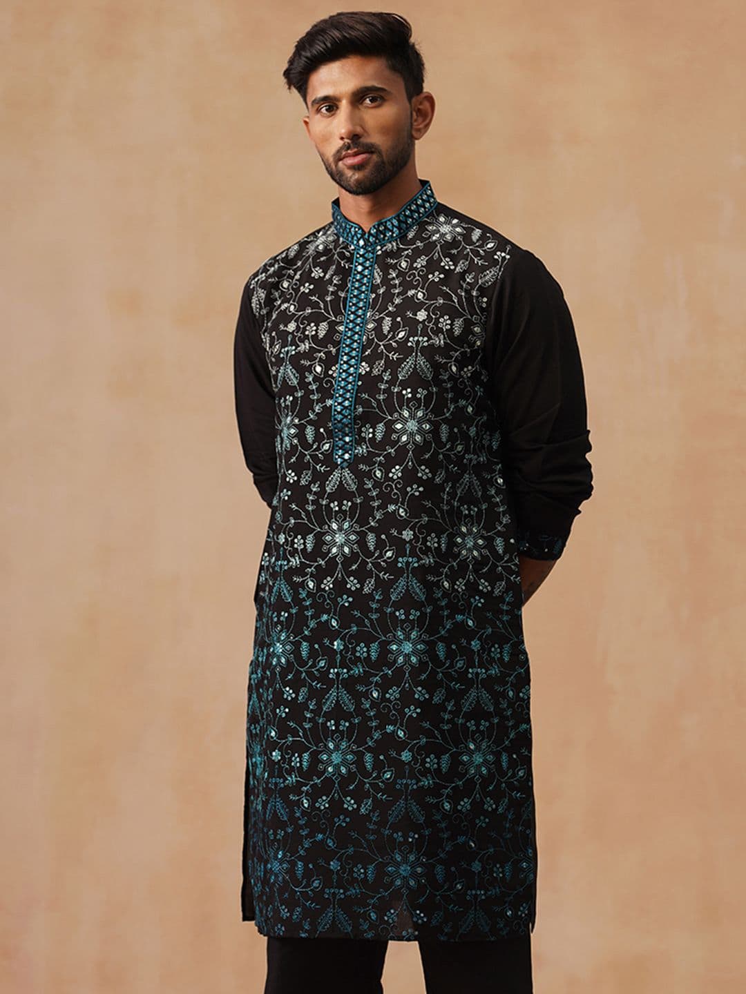 Jompers Floral Embroidered Mandarin Collar Chikankari Straight Kurta - view 1
