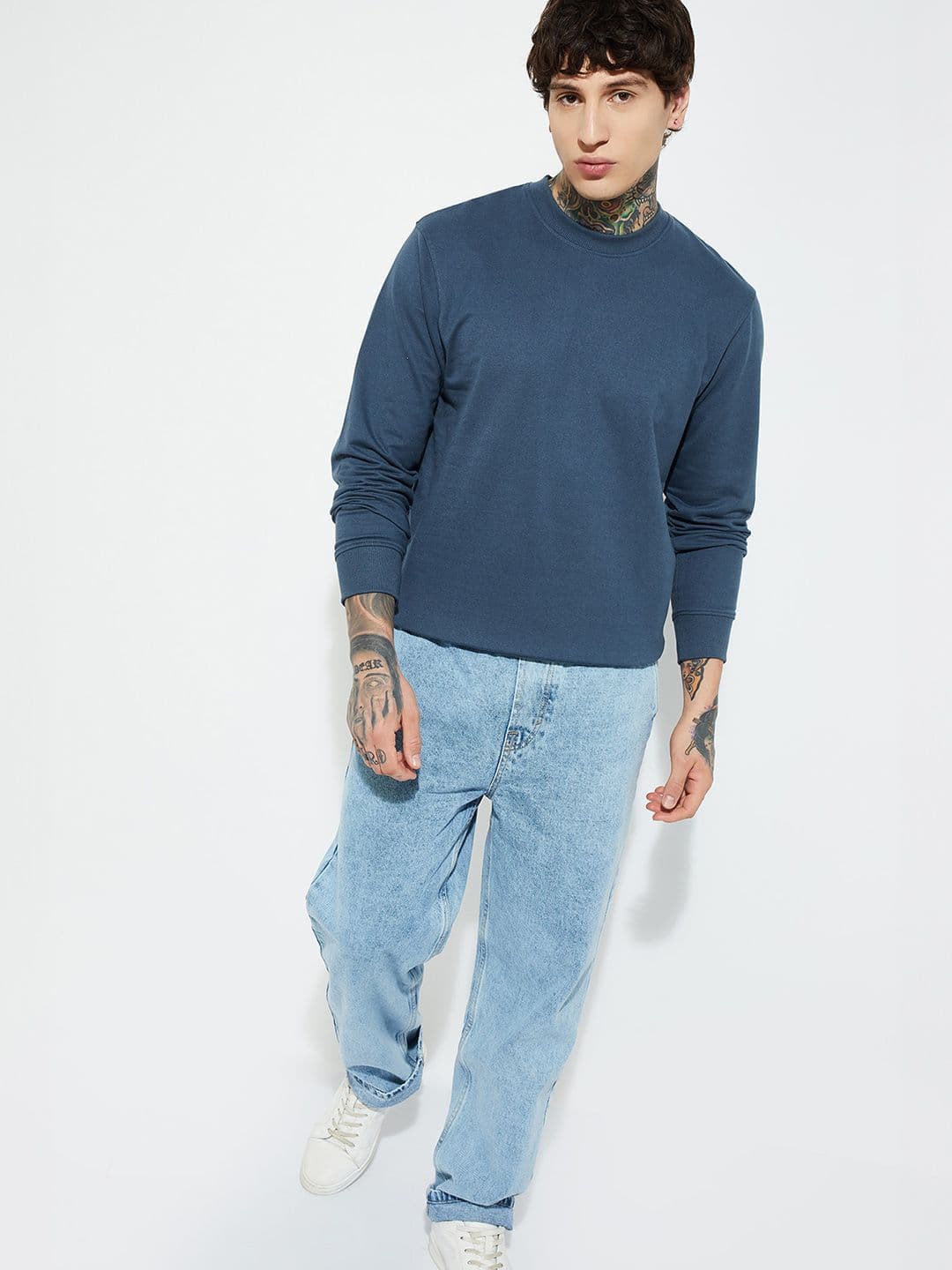 max Men Solid Long Sleeves Cotton Sweatshirt - view 1