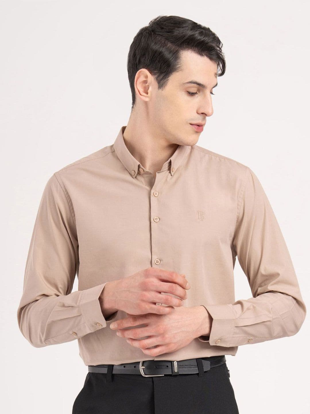 Red Tape Relaxed Fit Spread Collar Long Sleeves Cotton Shirt - view 1