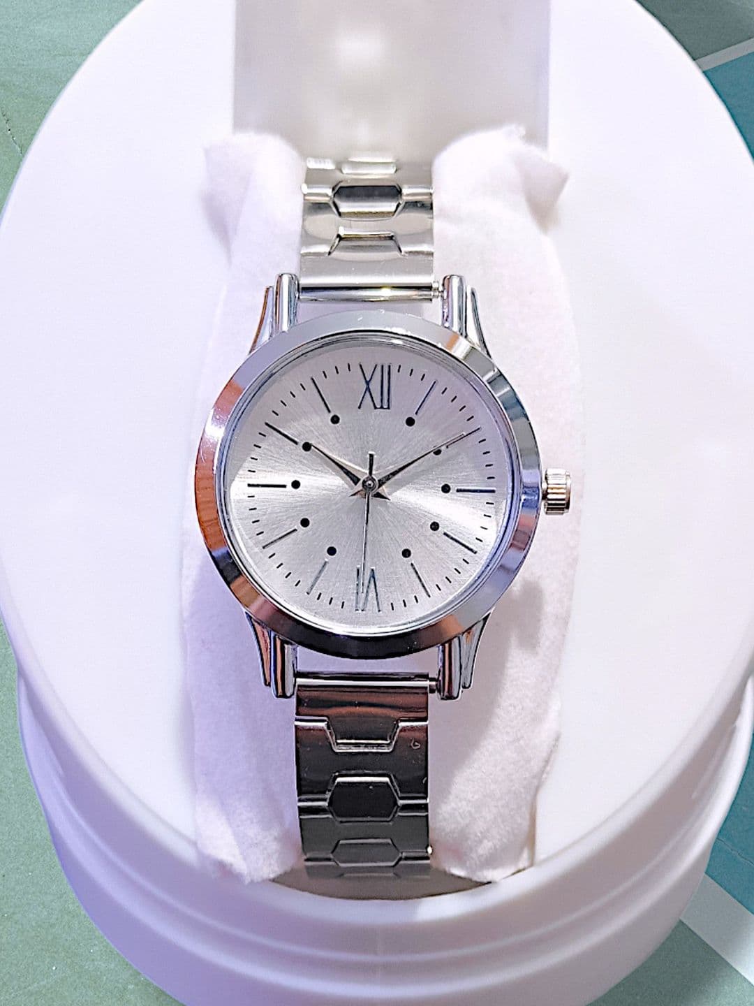 Skylark Girls Round Dial & Bracelet Style Straps Analogue Watch Salmon_Silver_girl-839 - view 1