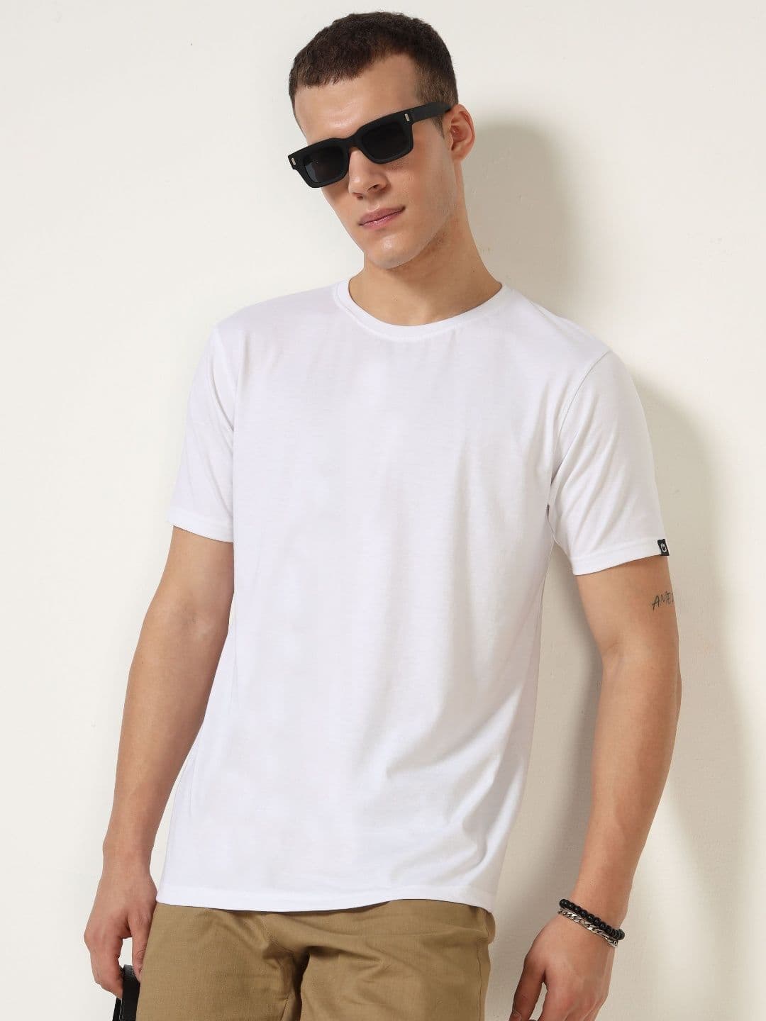 Bushirt Men Solid Round Neck Cotton T-shirt - view 1