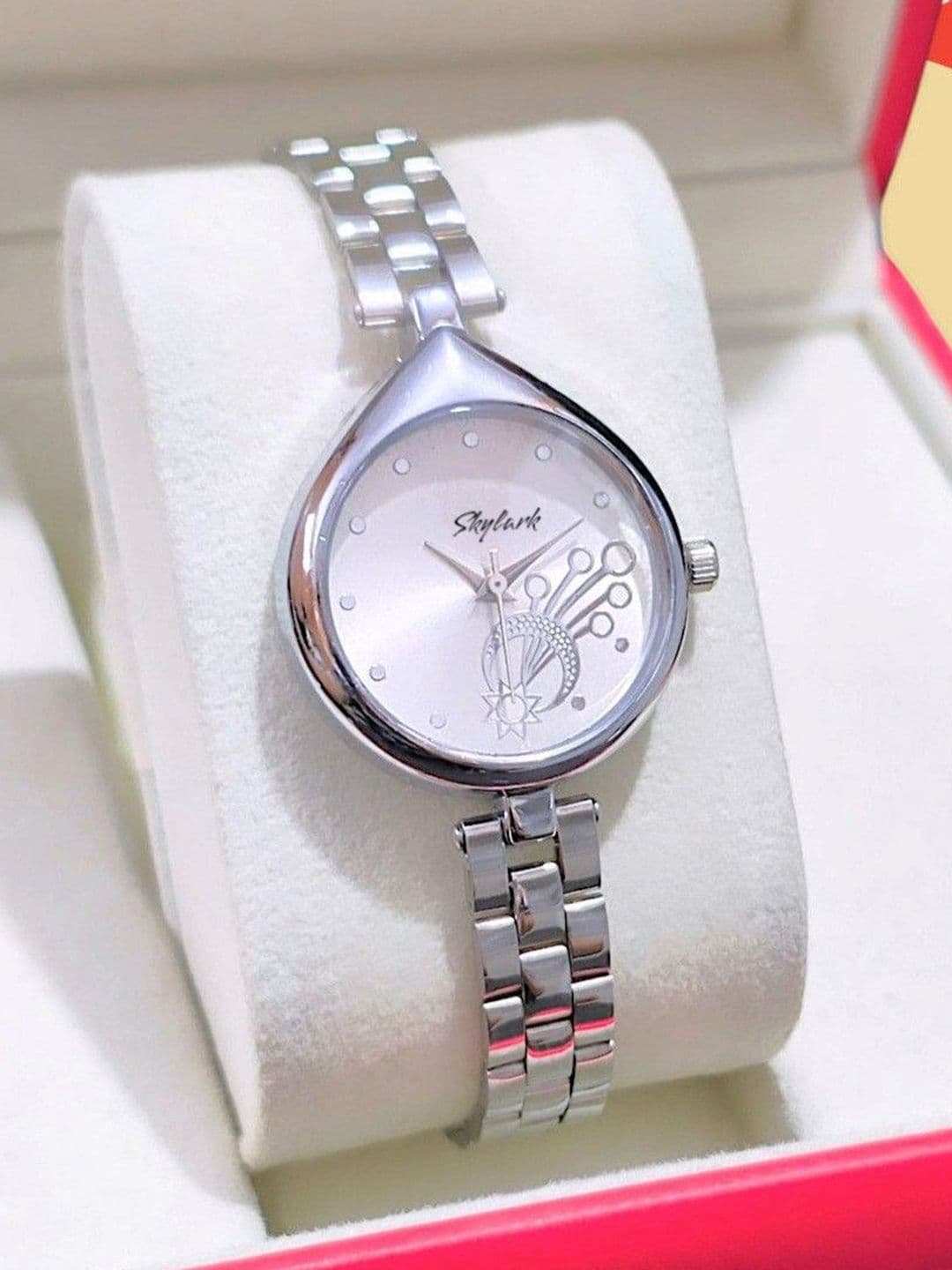 Skylark Girls Printed Dial & Stainless Steel Bracelet Style Straps Analogue Watch - view 1