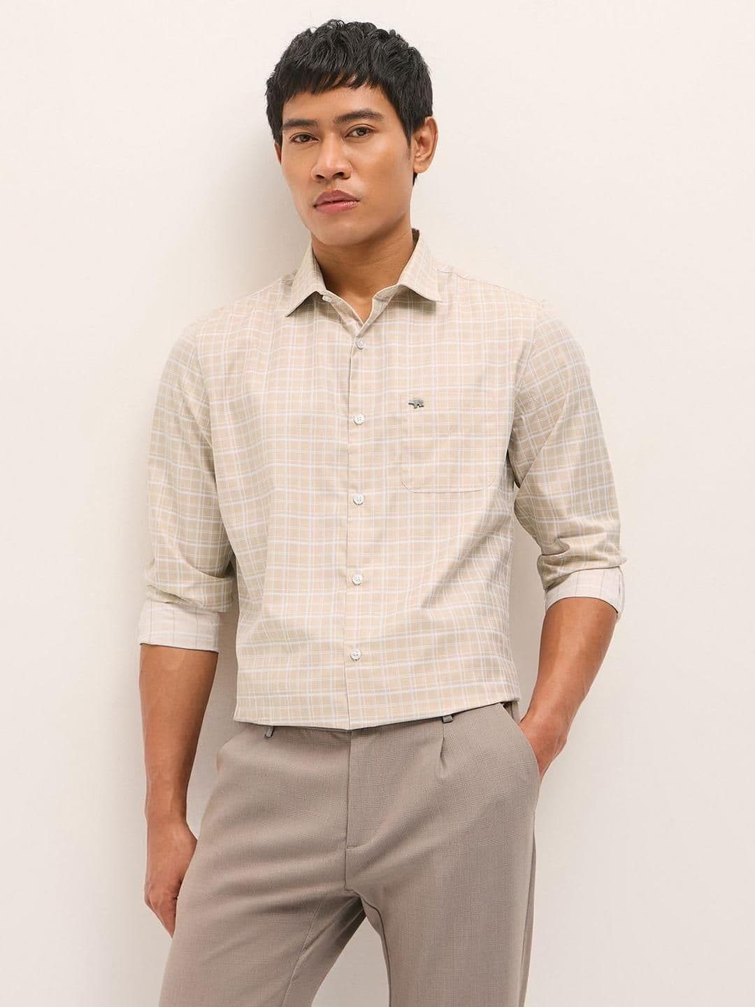 THE BEAR HOUSE Tailored Fit Checked Formal Shirt - view 1