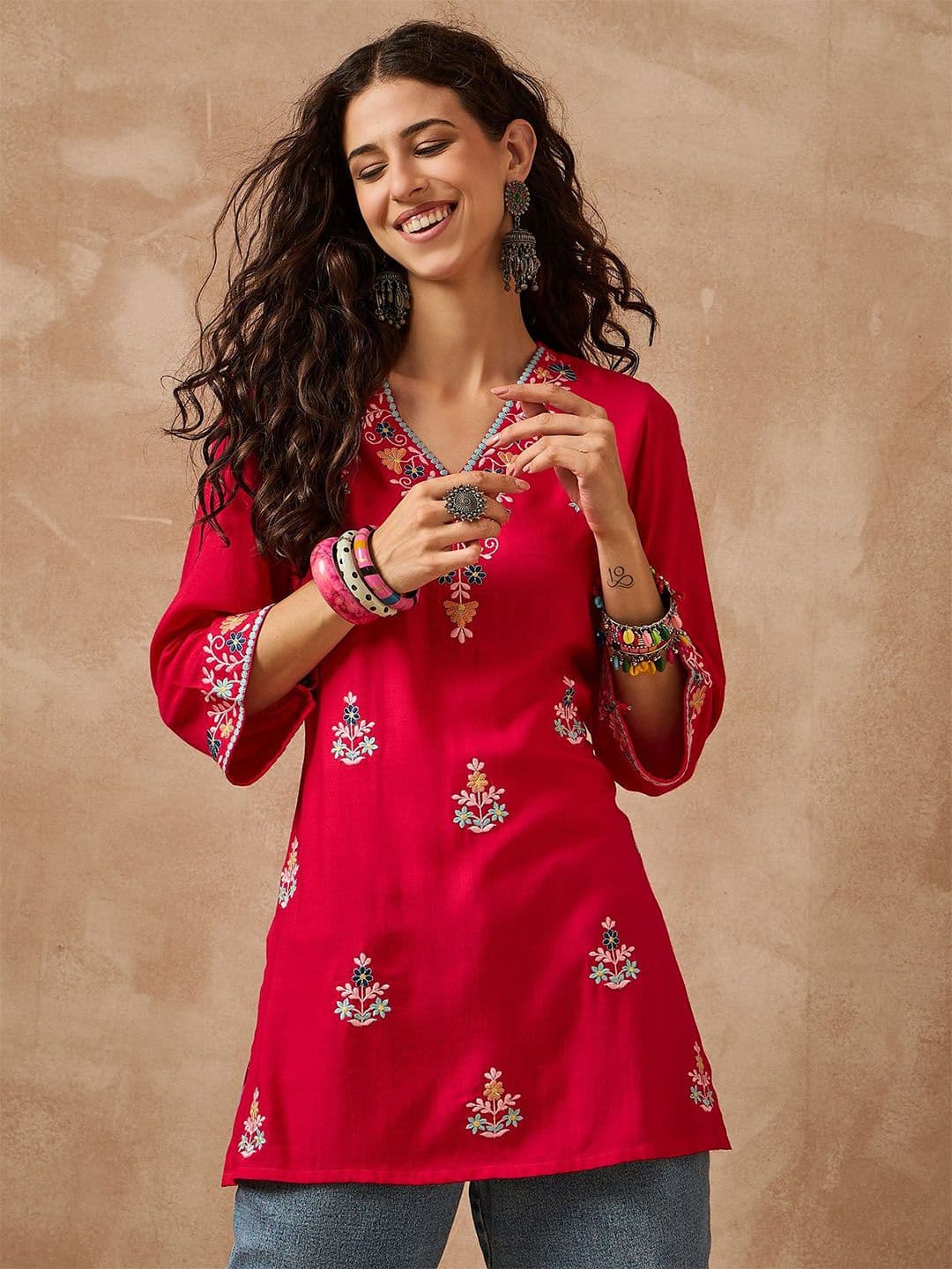 Anouk Women Ethnic Motifs Embroidered V-Neck Thread Work Liva Kurti - view 1