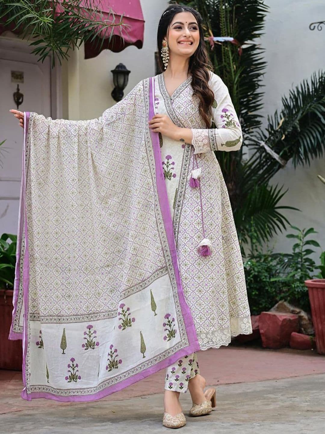 DSS FASHION Women Floral Printed Angrakha Pure Cotton Kurta & Trouser With Dupatta - view 1
