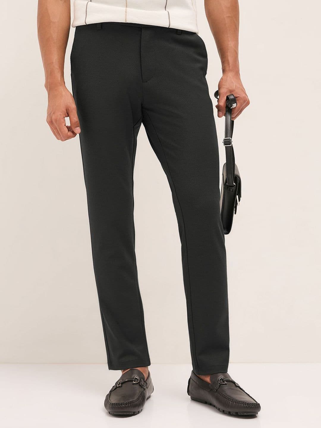 THE BEAR HOUSE Men Textured Slim Fit Low-Rise Trousers - view 1