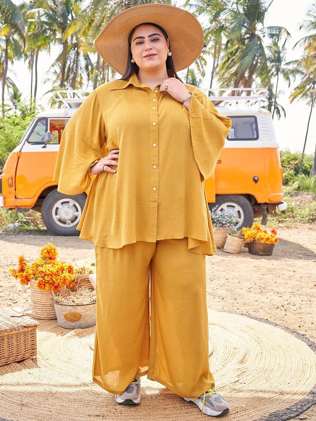 TITTLI Plus size Oversized Boxy Fit Shirt & Palazzos Co-Ord Set - view 1