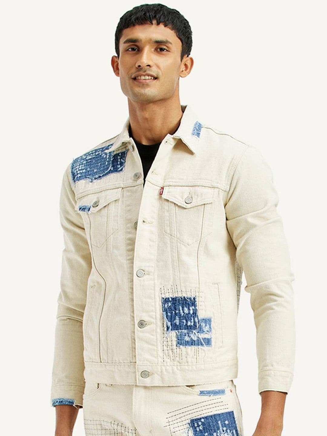 Levis Men Spread Collar Solid Denim Jacket - view 1