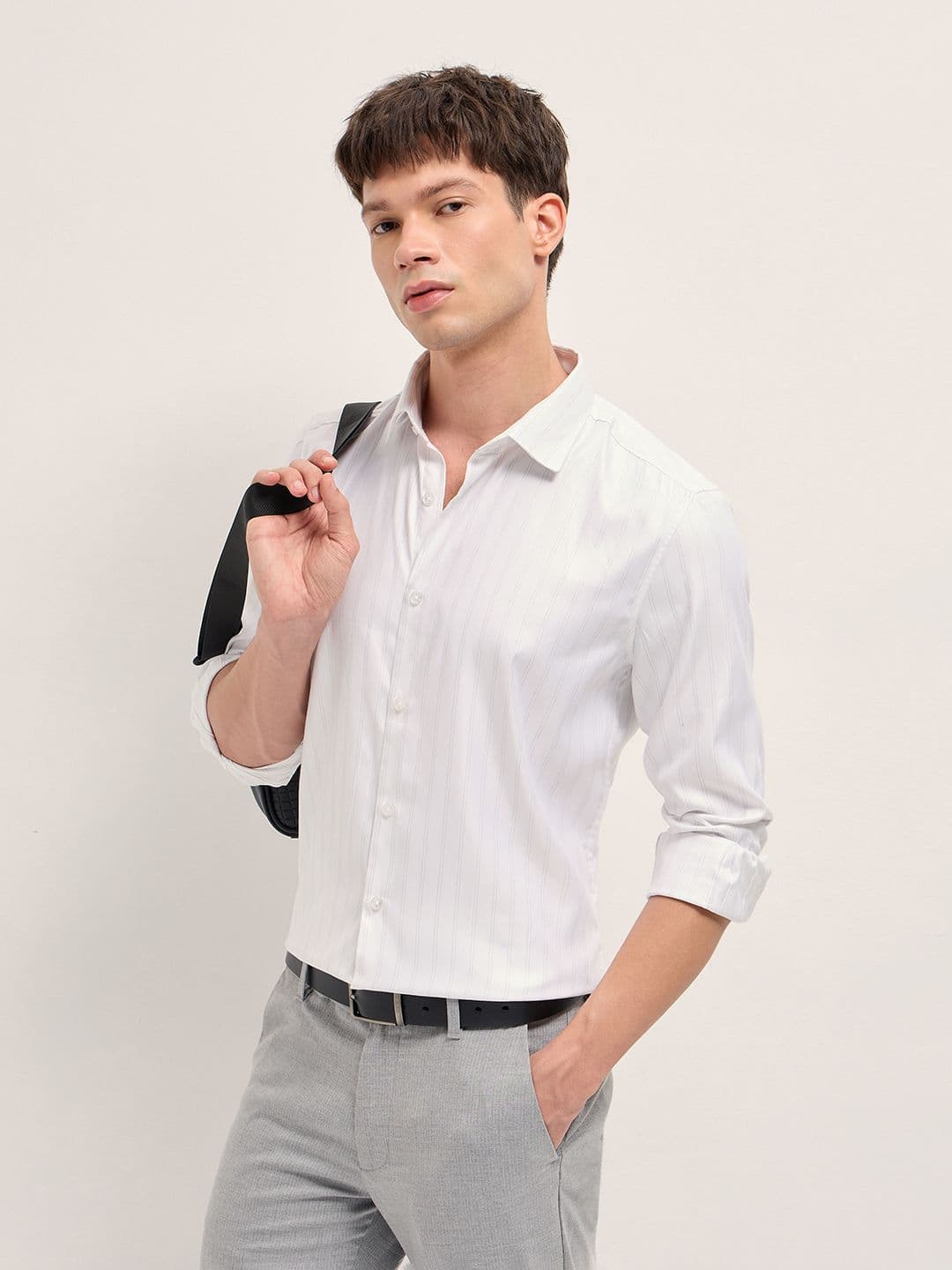 THE BEAR HOUSE Men Tailored Fit Striped Spread Collar Formal Shirt - view 1