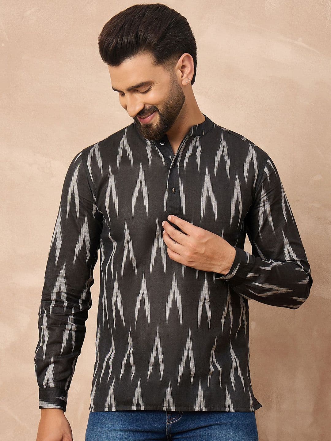 House of Pataudi Men Abstract Printed Daily Cotton Straight Kurta - view 1