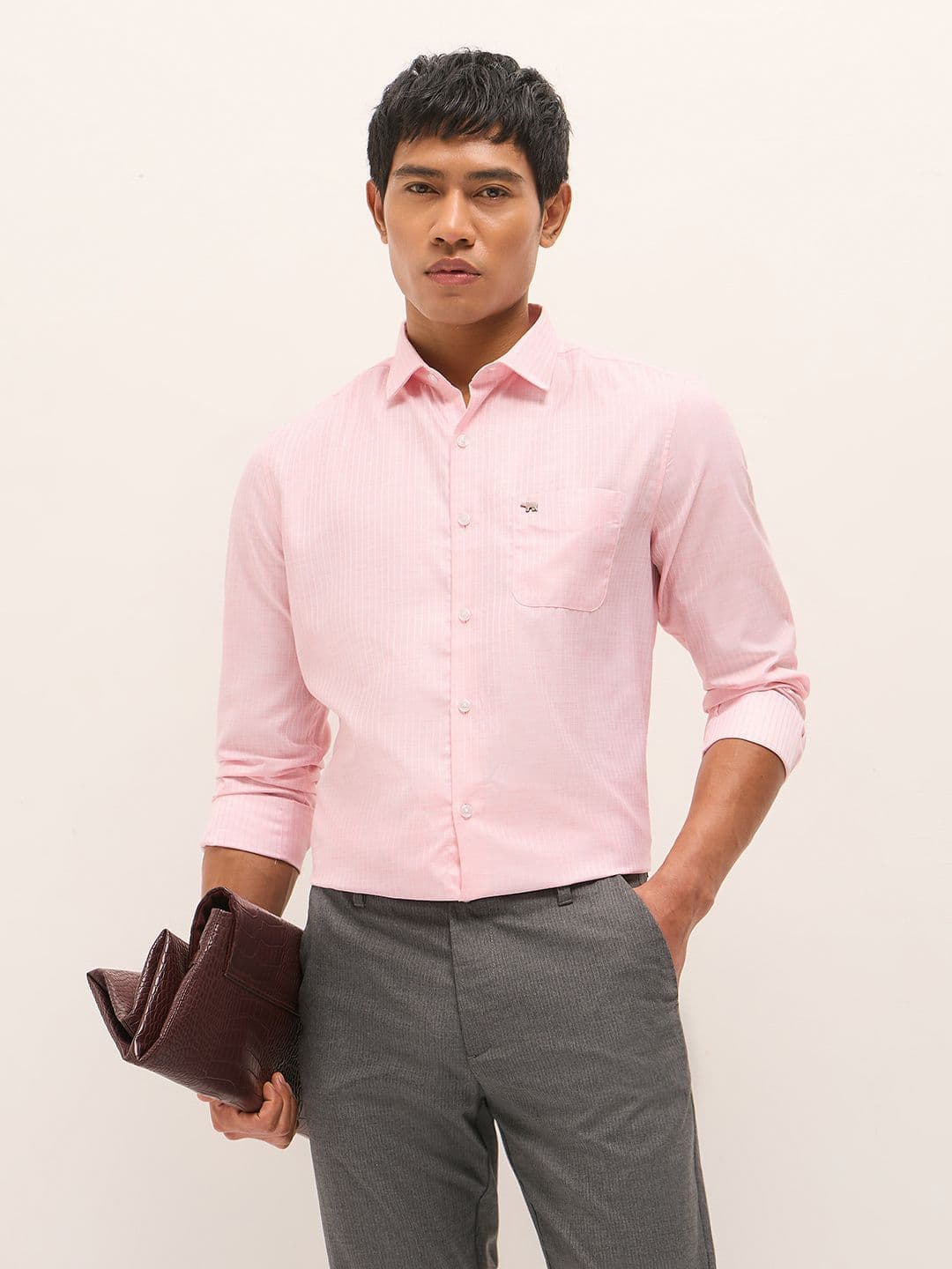 THE BEAR HOUSE Men Vertical Striped Spread Collar Formal Shirt - view 1