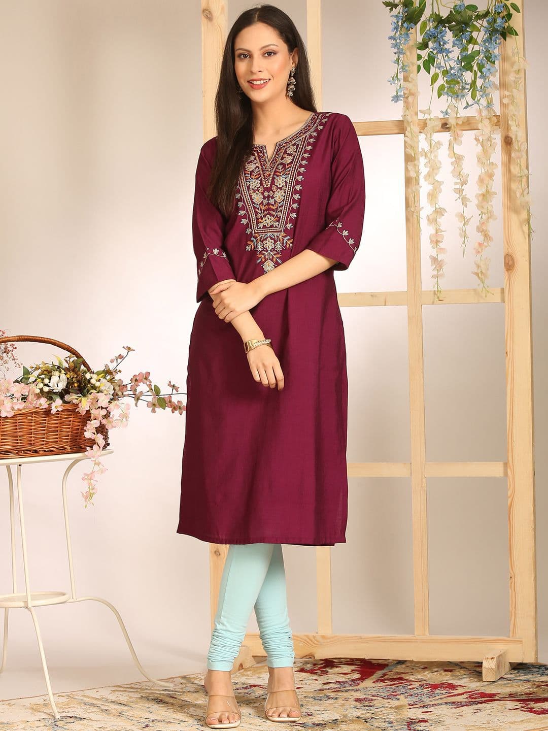 Anouk Women Ethnic Motifs Embroidered Thread Work Kurta - view 1