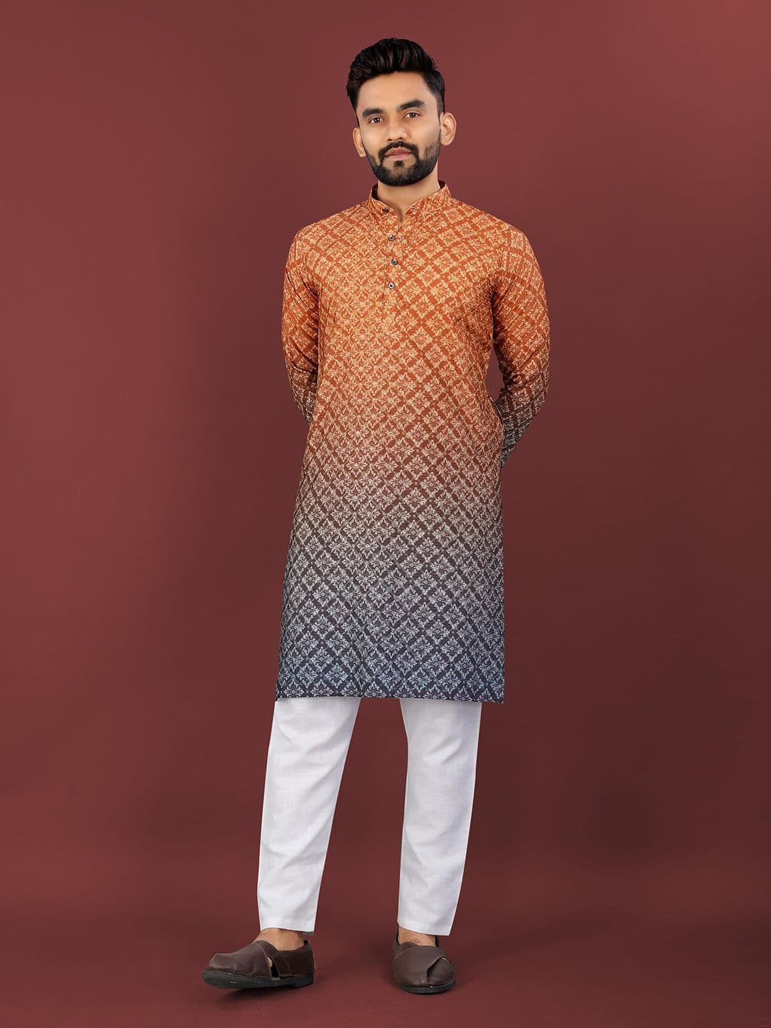 CHARLOTTE GRACIOUS Men Floral Embroidered Sequinned Shadow Work Kurta - view 1