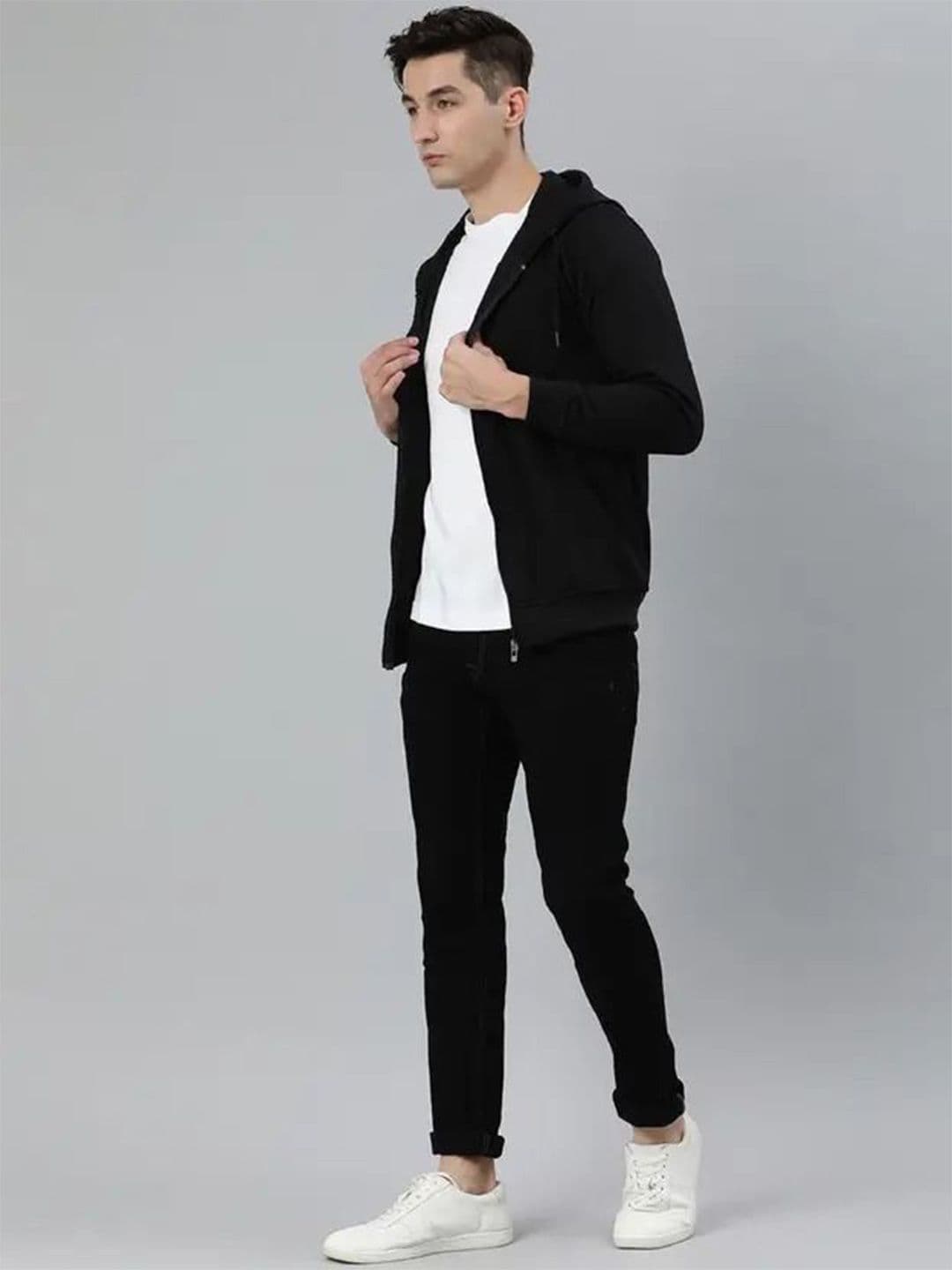 The Roadster Lifestyle Co Men Solid Full Sleeve Casual Zipper Hoodie Sweatshirts - view 1