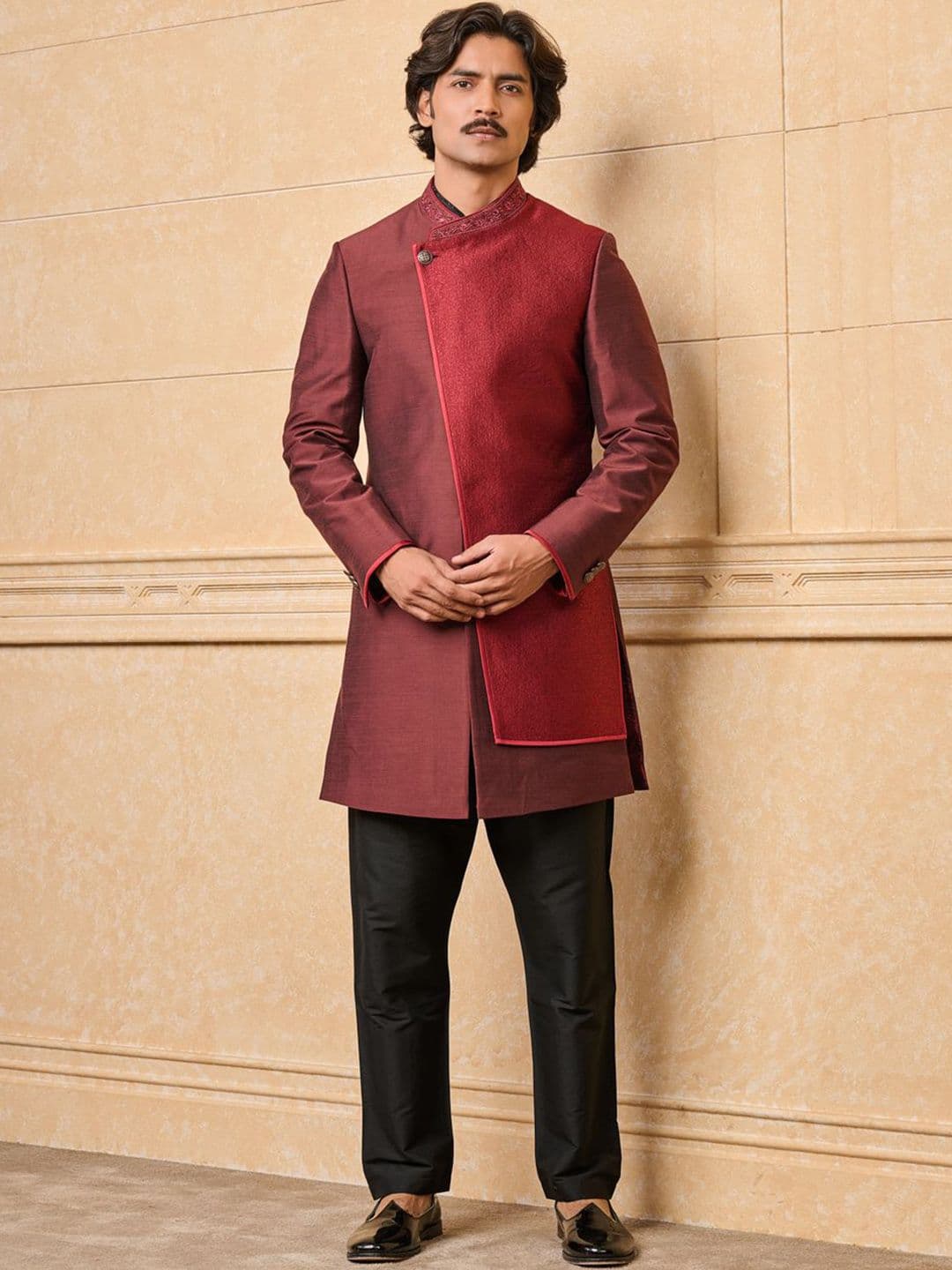 Tasva Jacquard Sherwani Sherwani With Trousers - view 1