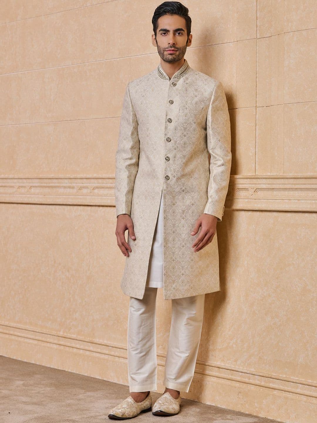 Tasva Embroidered Brocade Mandarin Collar Neck Sherwani Set - view 1