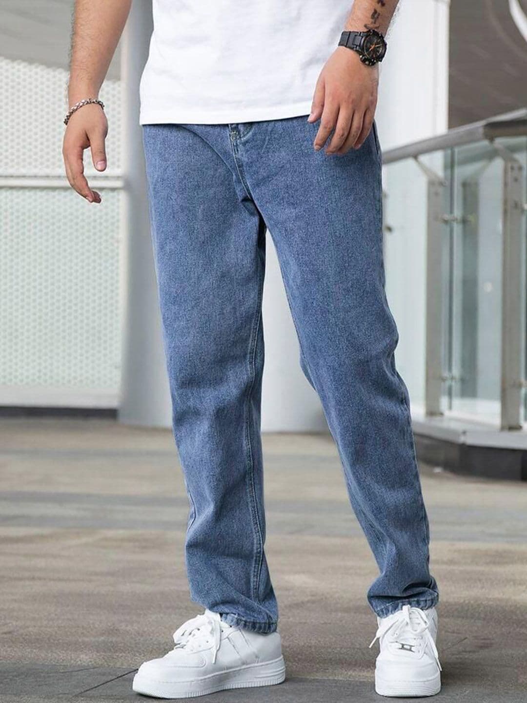 me Queen Men Straight Fit Mid-Rise Low Distress Light Fade Jeans - view 1