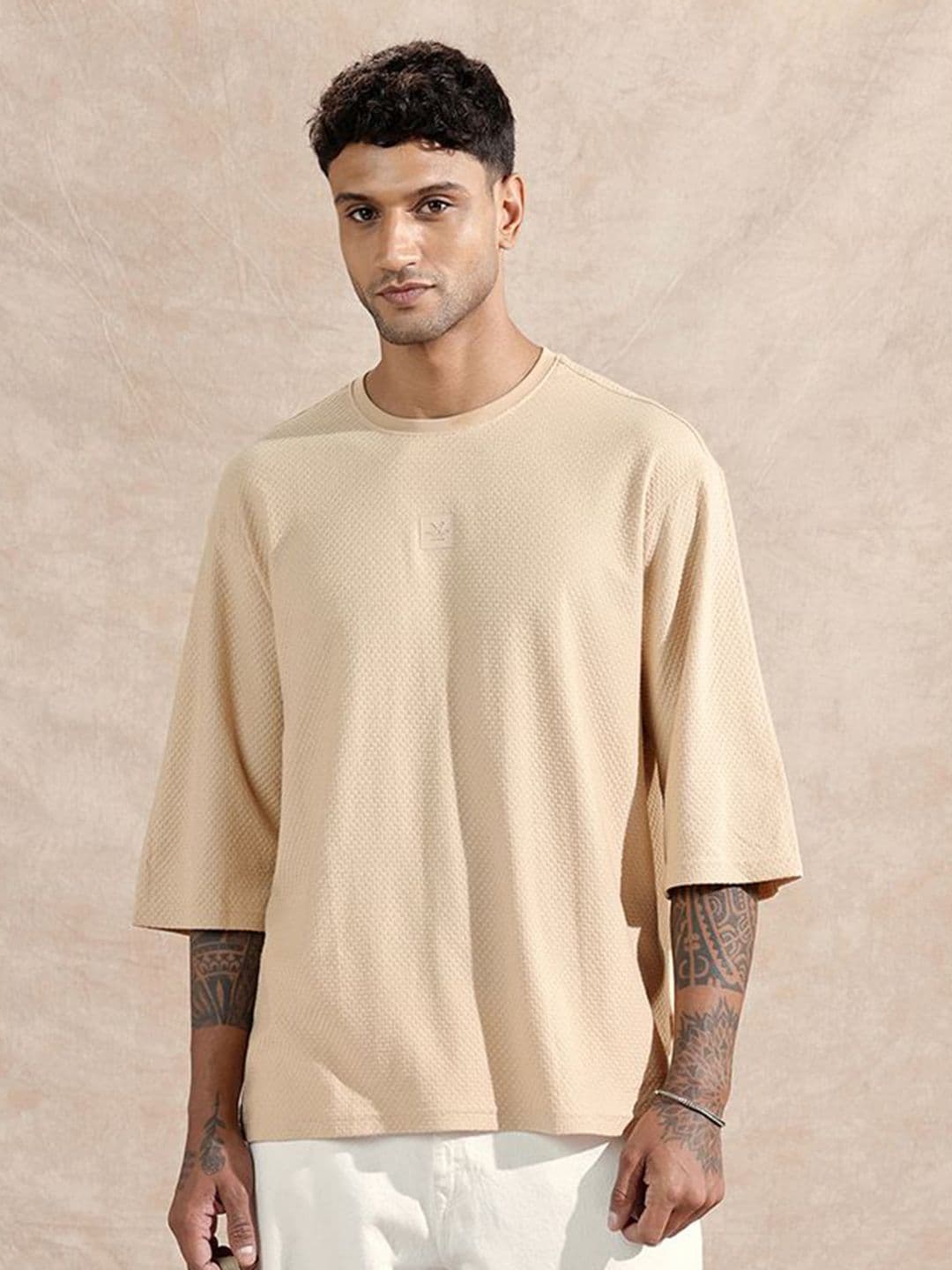 WROGN Pure Cotton Drop-Shoulder Sleeves Round Neck Oversized T-shirt - view 1