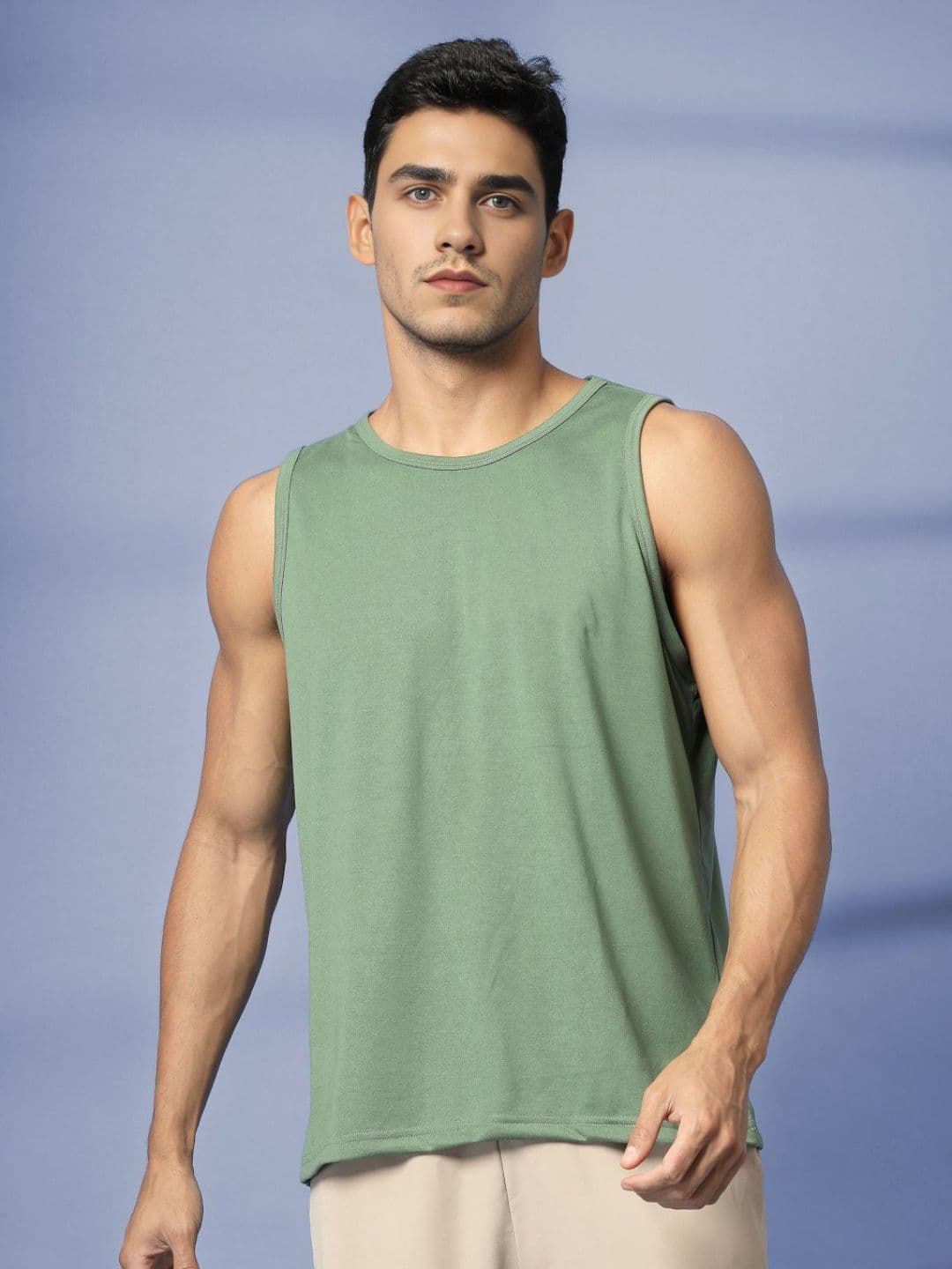 Mast & Harbour Men Solid Round Neck T-shirt - view 1