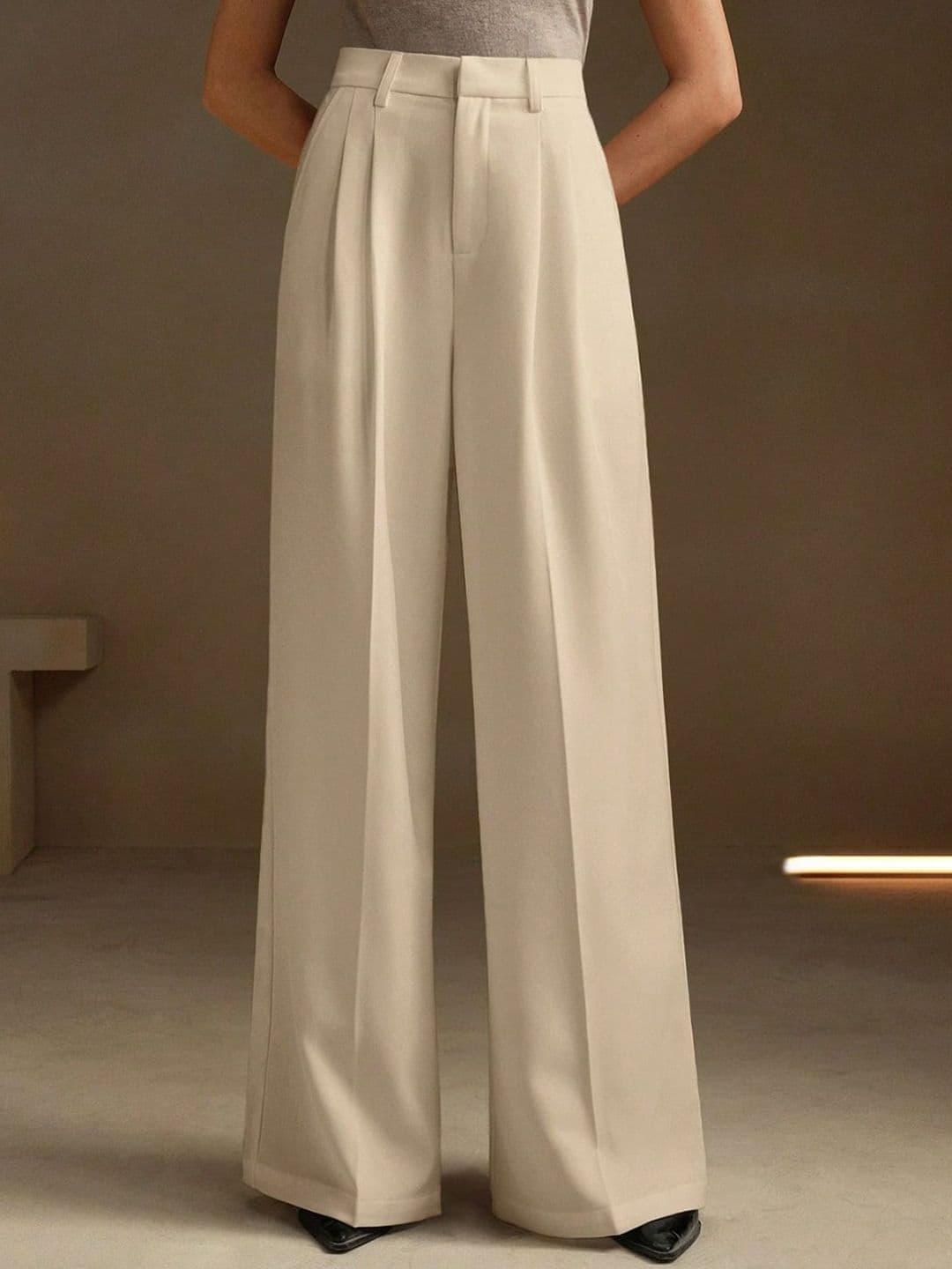 Kotty Women Relaxed Straight Leg High-Rise Pleated Parallel Trousers - view 1