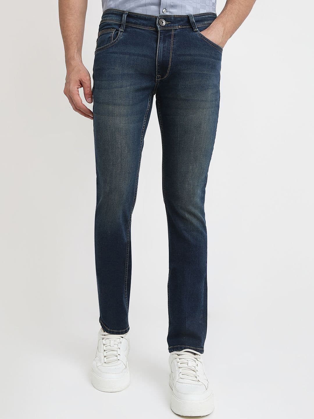 Parx Men Tapered Fit Low-Rise Light Fade Jeans - view 1