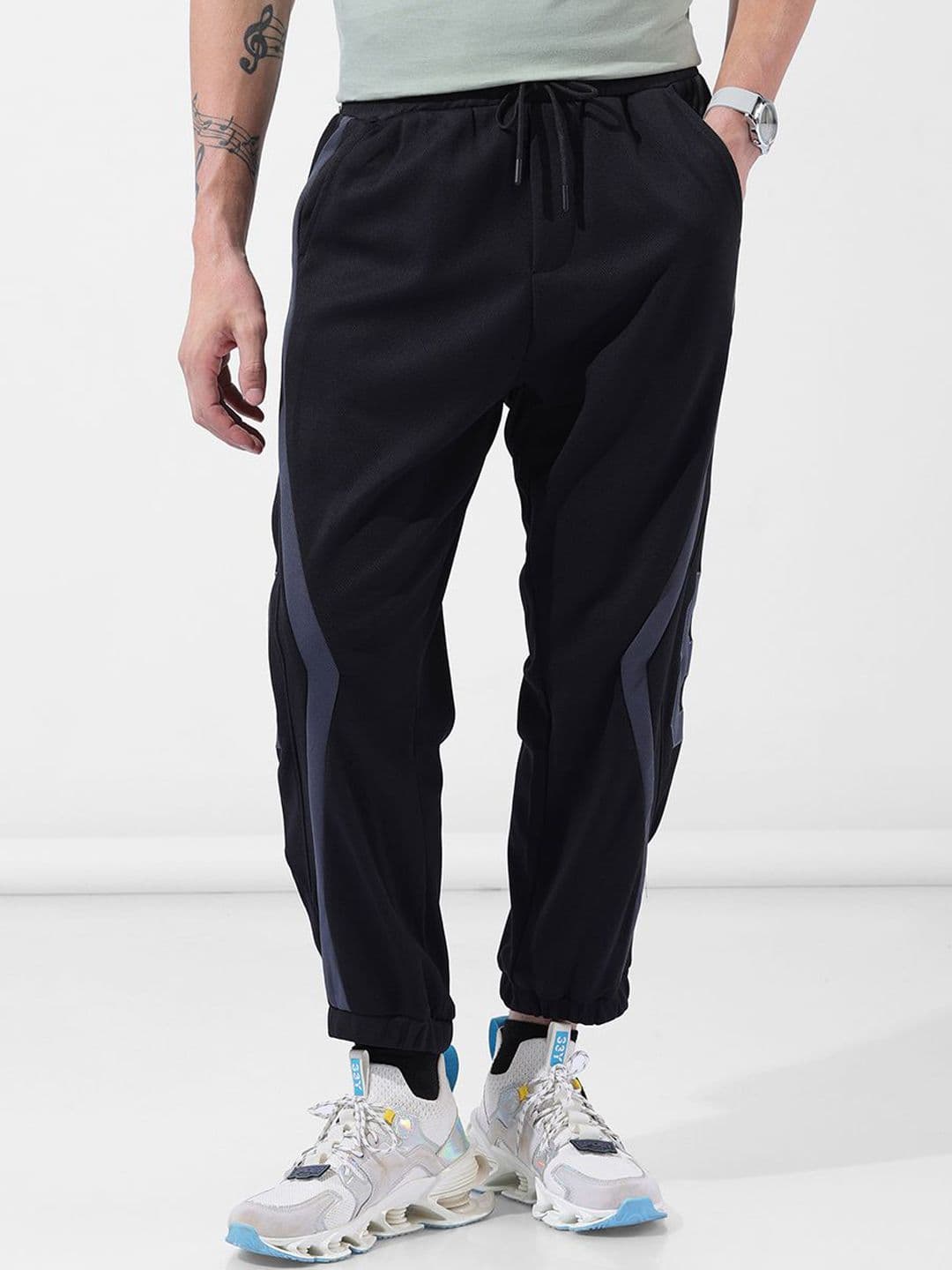 The Indian Garage Co Men Side Striped Loose Baggy Fit Applique Joggers - view 1
