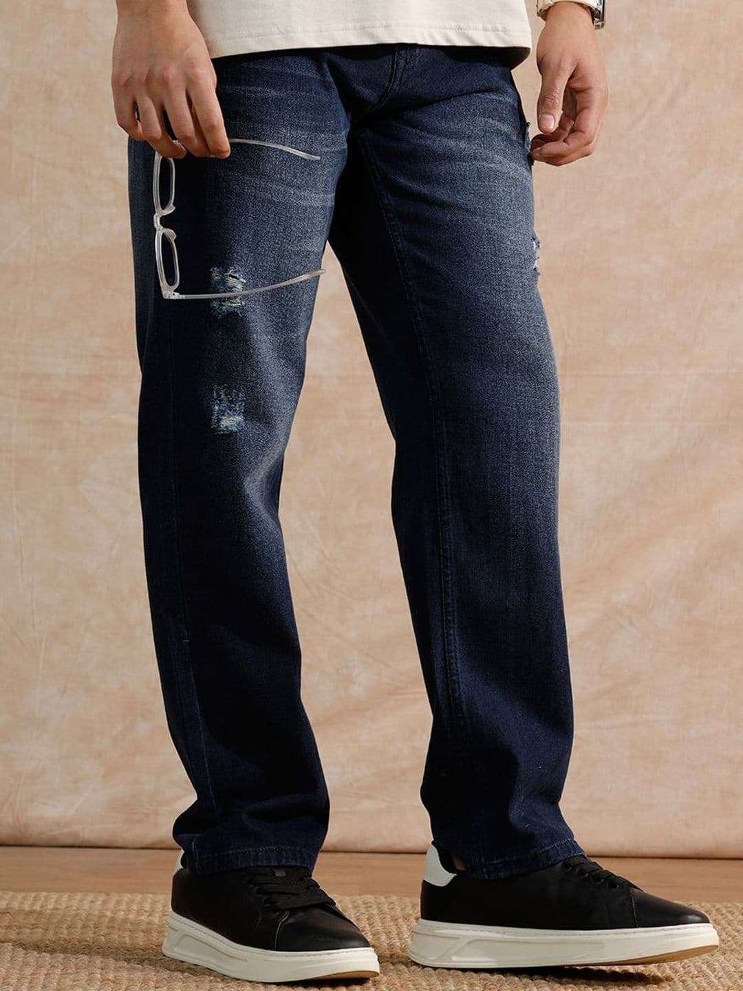 WROGN Men Comfort Relaxed Fit Mid-Rise Mildly Distressed Light Fade Jeans - view 1