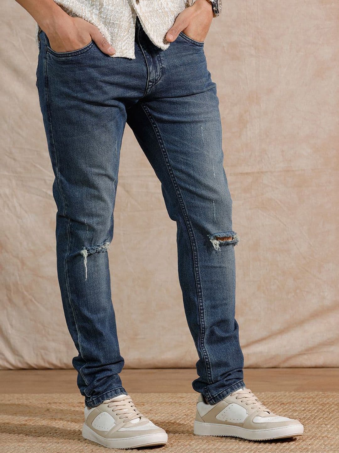 WROGN Men Comfort Slim Fit Mid-Rise Mildly Distressed Light Fade Jeans - view 1