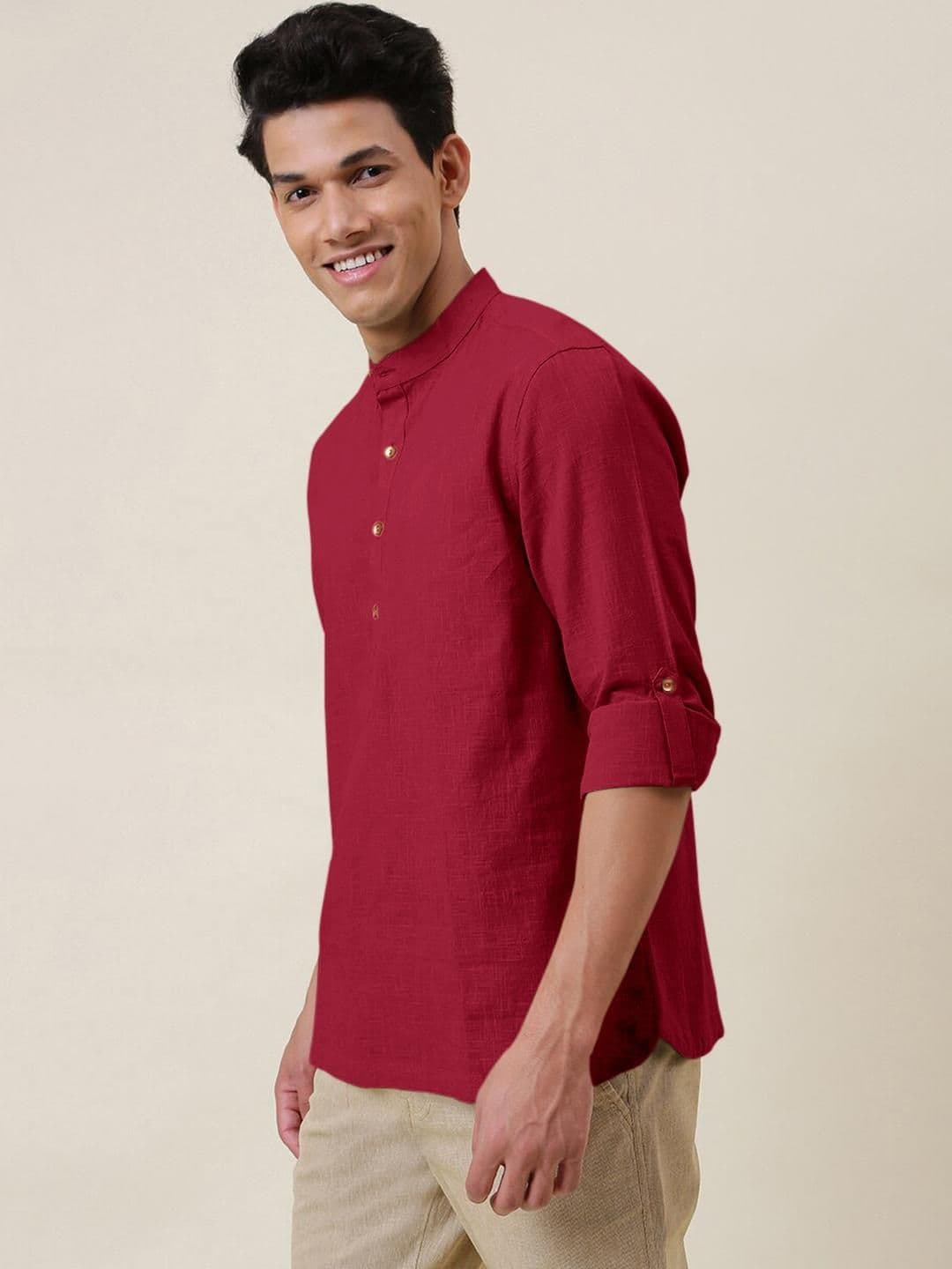 Fifth U Men Solid Cotton Blend Straight Kurta - view 1