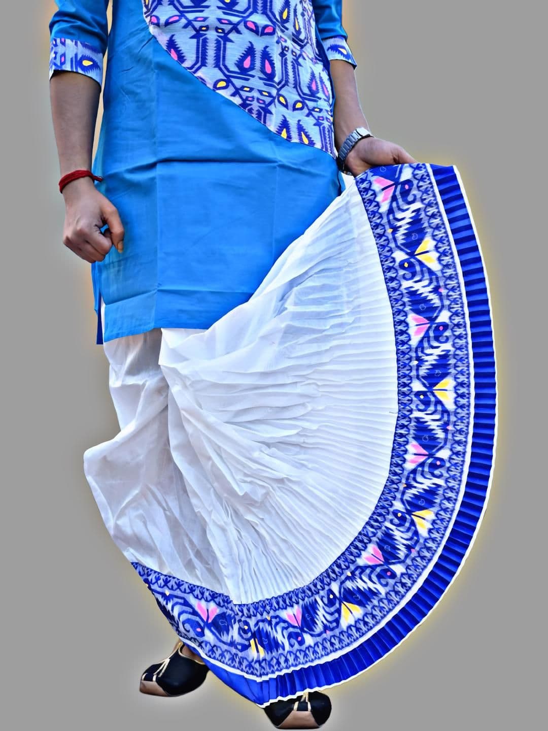 AMIT ONLINE Jamdani Border Ready To Wear Men Solid Mour Puccho Dhoti - view 1