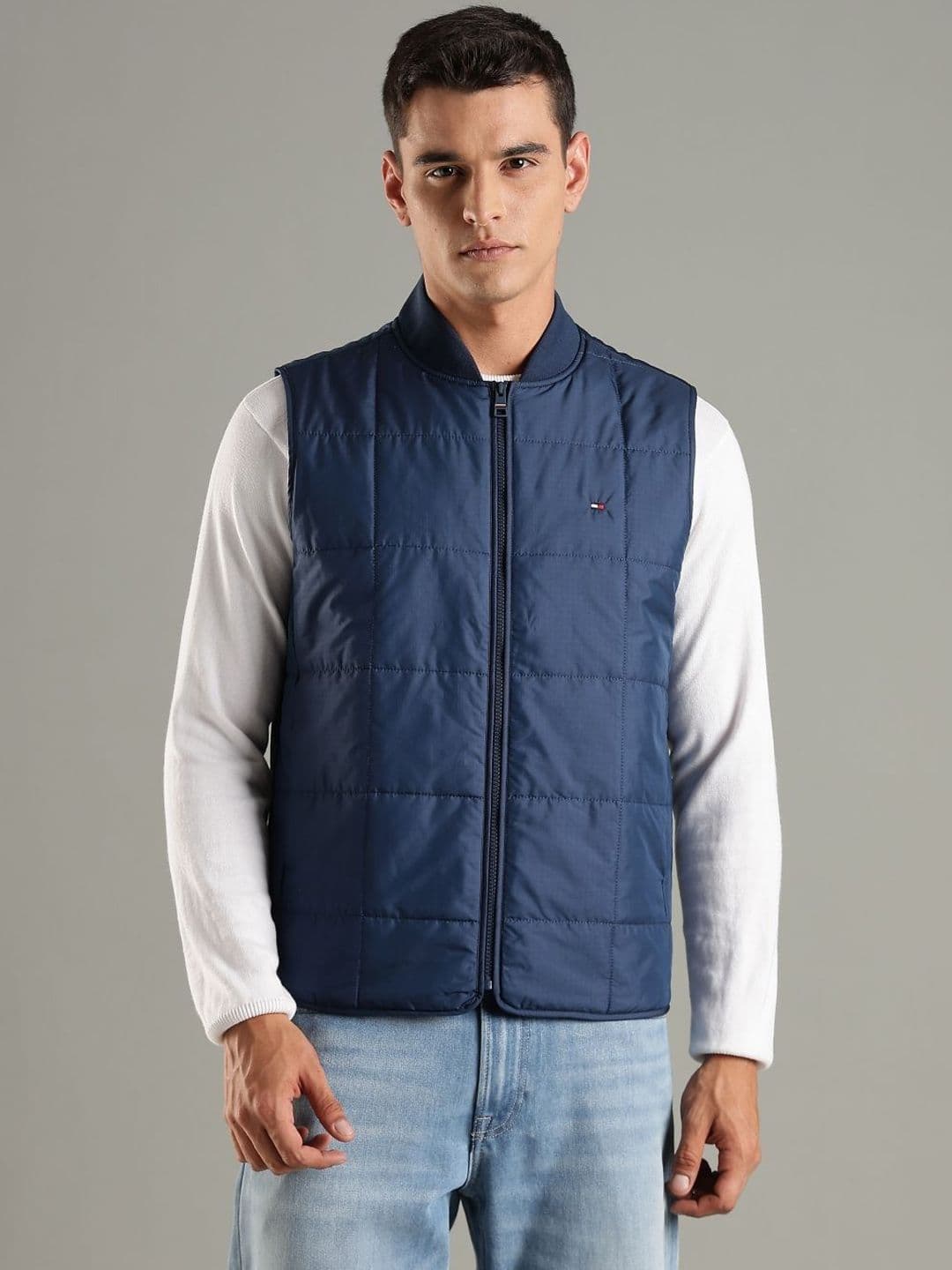 Tommy Hilfiger Sleeveless Sleeveless Quilted Jacket - view 1