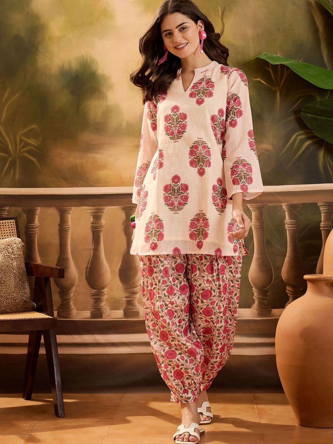 Sangria Women Linen Floral Printed Short Kurti With Farshi Salwar Set - view 1